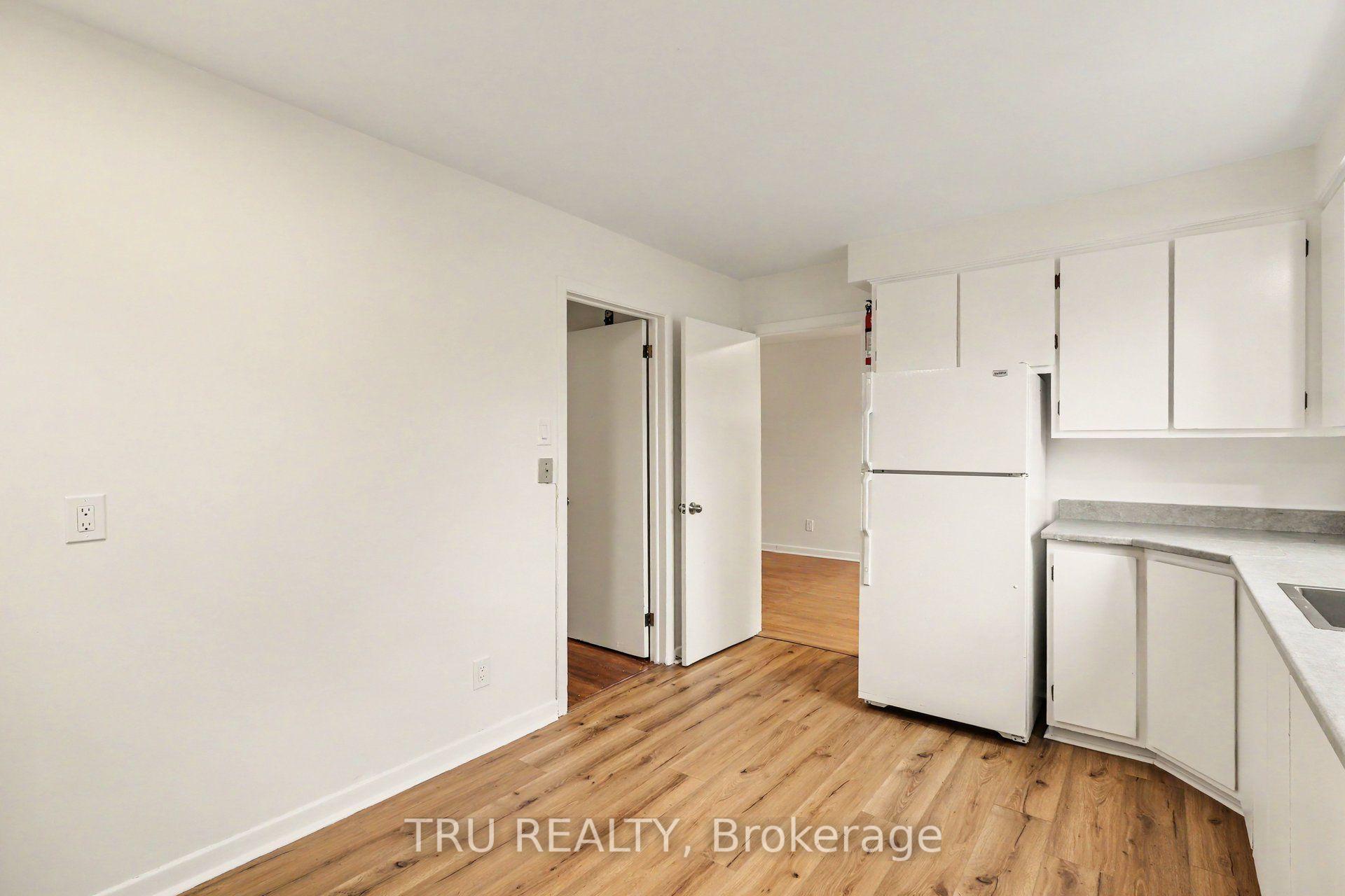 Photo 14 of 682 Morin Street, Ottawa, Castle Heights — HOMEH