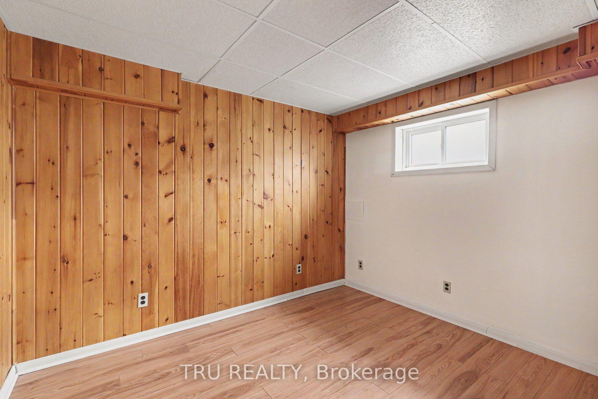 Photo 19 of 682 Morin Street, Ottawa, Castle Heights — HOMEH
