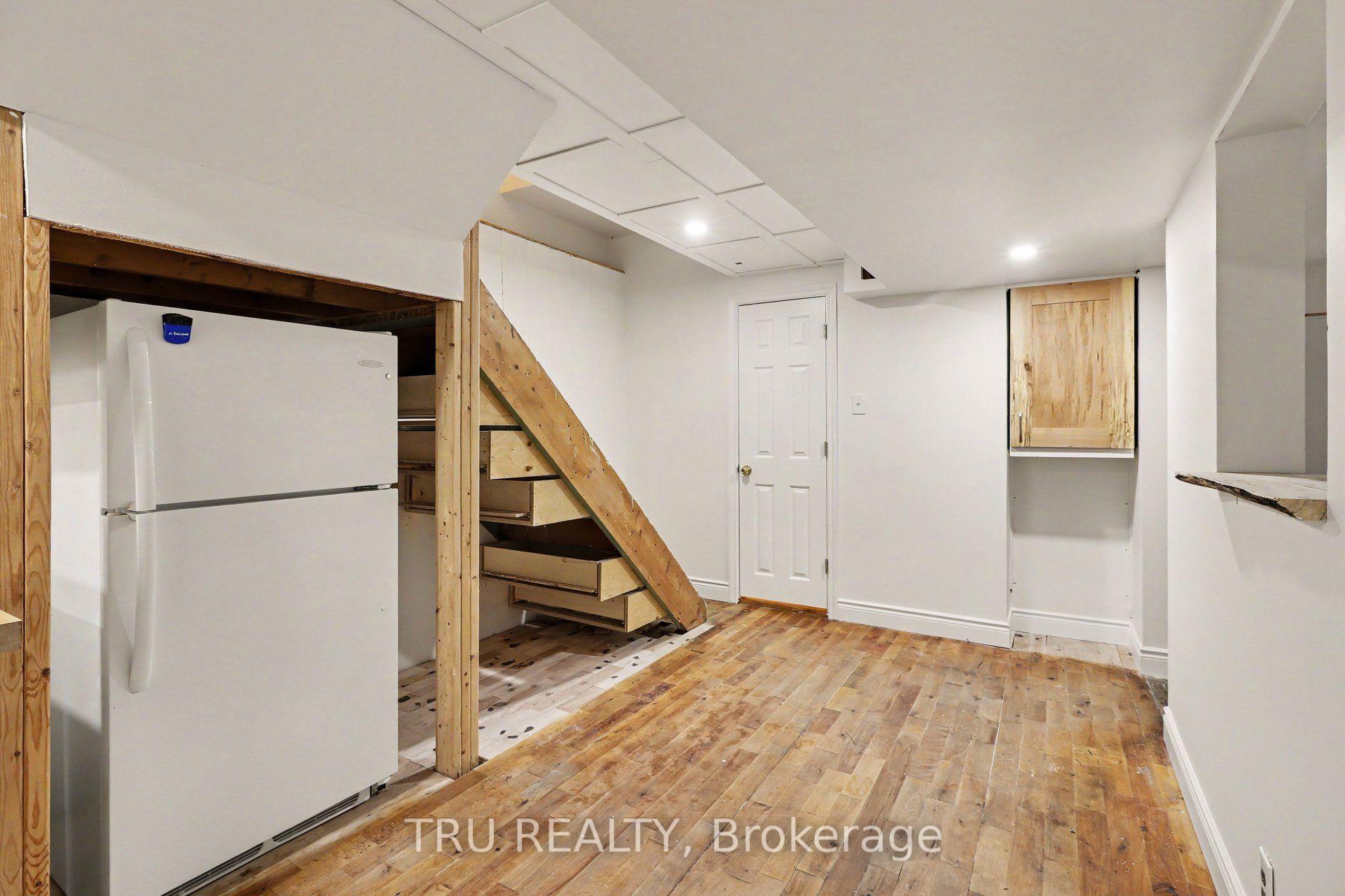 Photo 20 of 682 Morin Street, Ottawa, Castle Heights — HOMEH