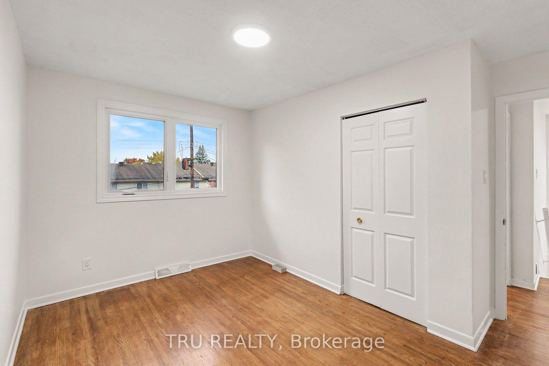 Photo 24 of 682 Morin Street, Ottawa, Castle Heights — HOMEH
