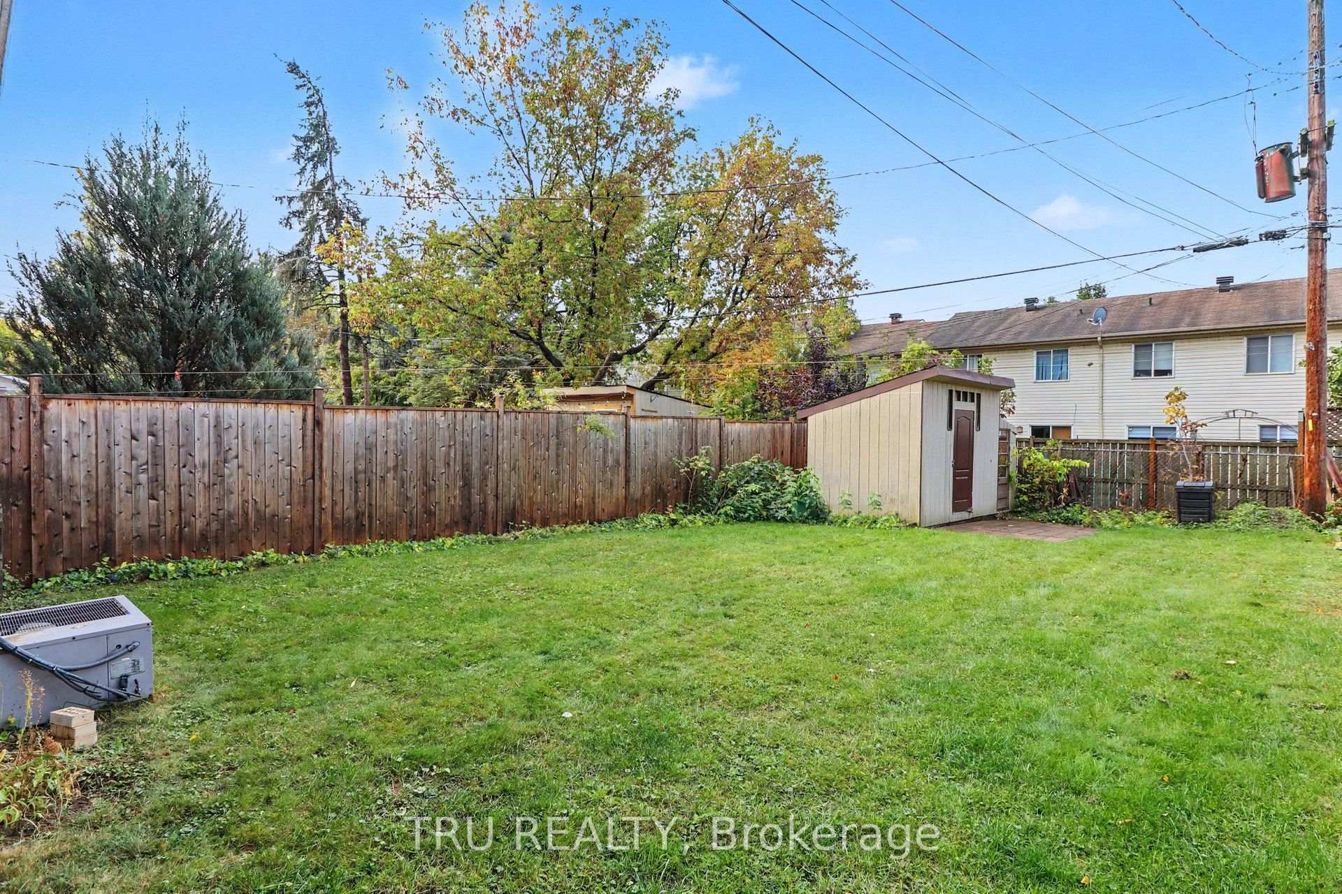 Photo 30 of 682 Morin Street, Ottawa, Castle Heights — HOMEH