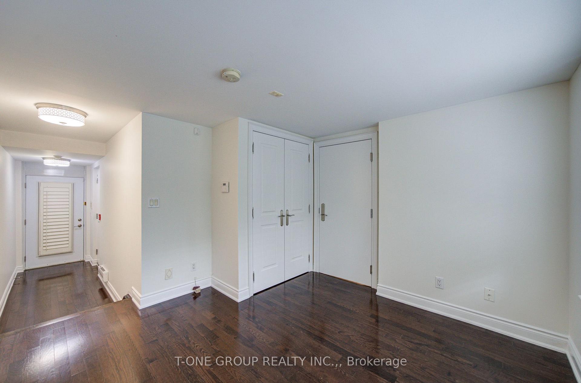Photo 5 of Unit TH 8, 761 Bay Street, Toronto, Bay Street Corridor — HOMEH
