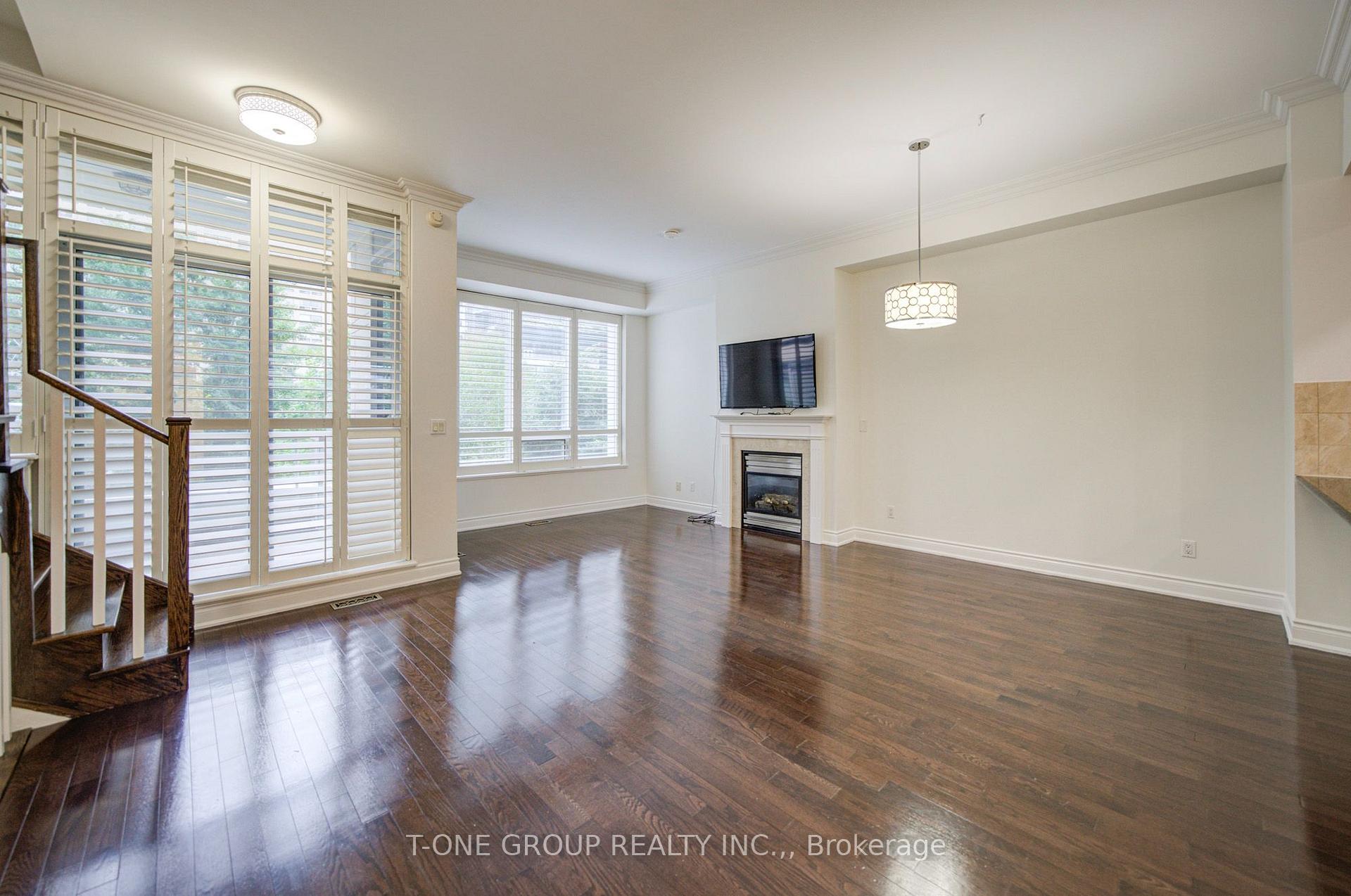 Photo 9 of Unit TH 8, 761 Bay Street, Toronto, Bay Street Corridor — HOMEH