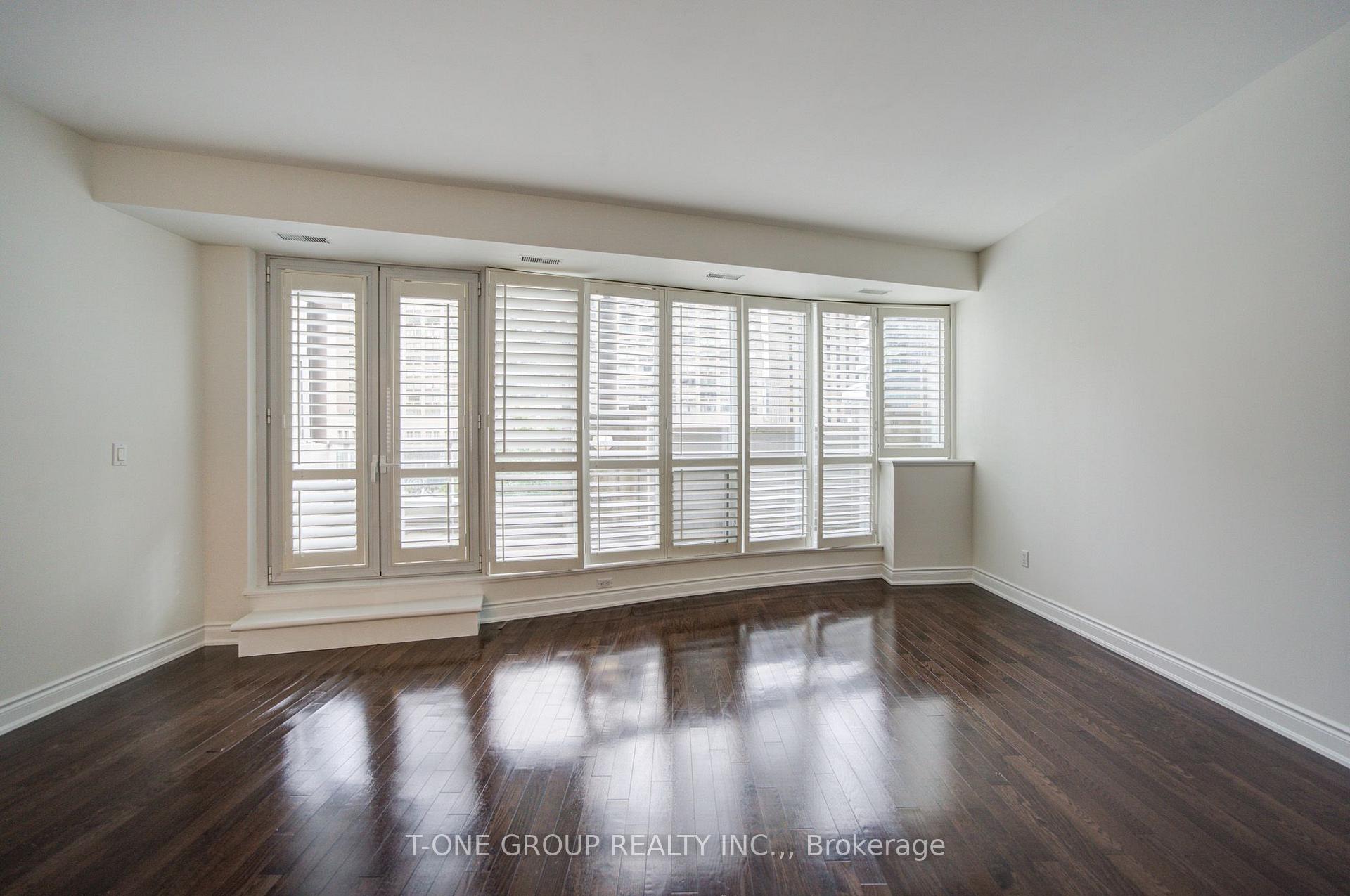 Photo 33 of Unit TH 8, 761 Bay Street, Toronto, Bay Street Corridor — HOMEH