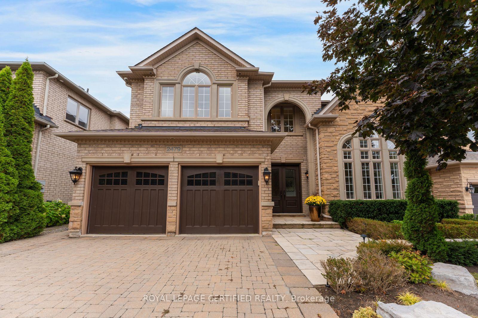 Photo 2 of 2479 Bon Echo Drive, Oakville, Joshua Creek — HOMEH