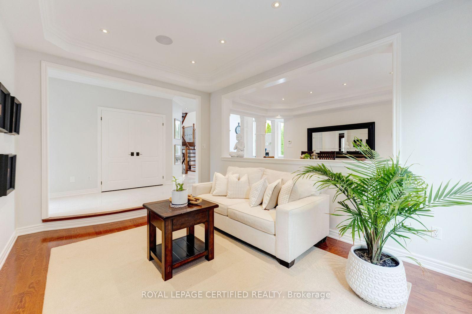Photo 4 of 2479 Bon Echo Drive, Oakville, Joshua Creek — HOMEH