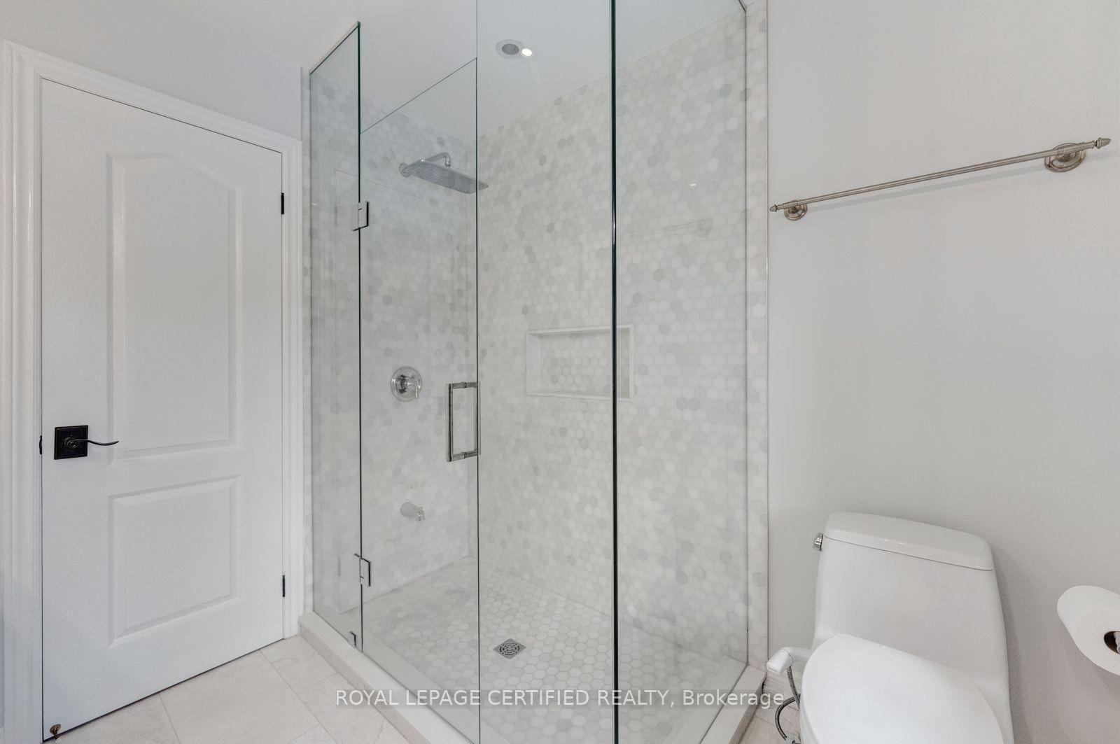 Photo 21 of 2479 Bon Echo Drive, Oakville, Joshua Creek — HOMEH