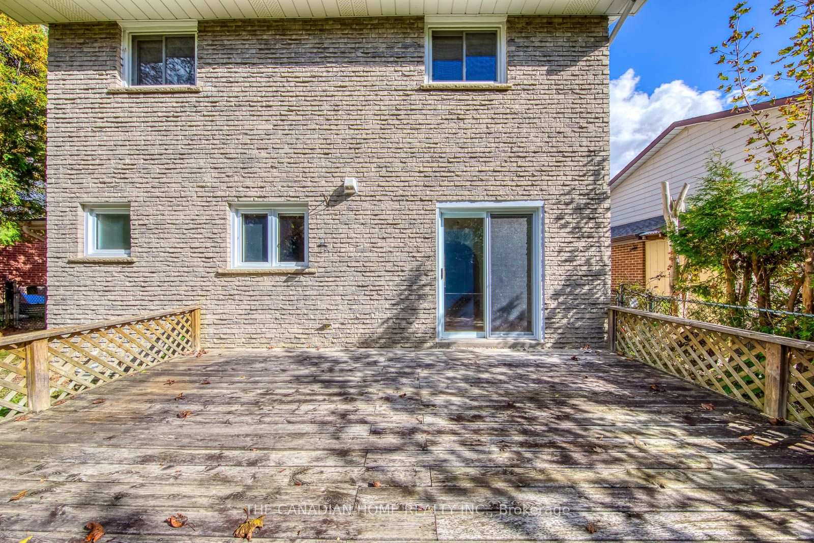 Photo 35 of 15 Newton Road, Brampton, Brampton North — HOMEH
