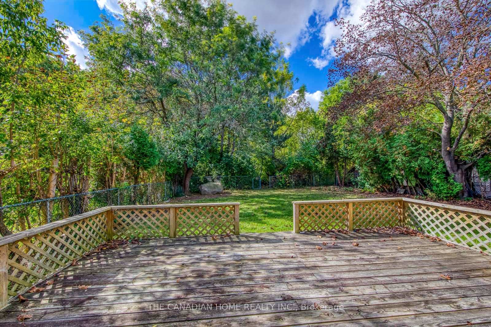 Photo 36 of 15 Newton Road, Brampton, Brampton North — HOMEH