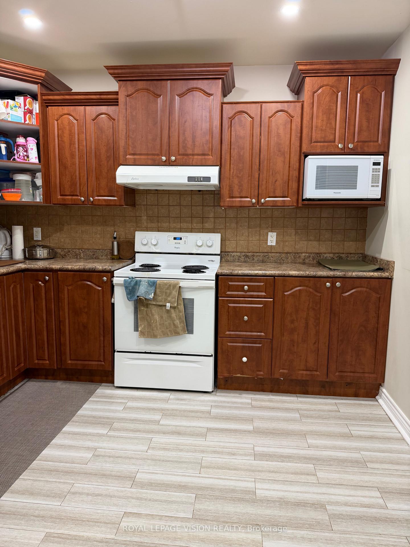 Photo of Unit Basement, 25 Par Avenue