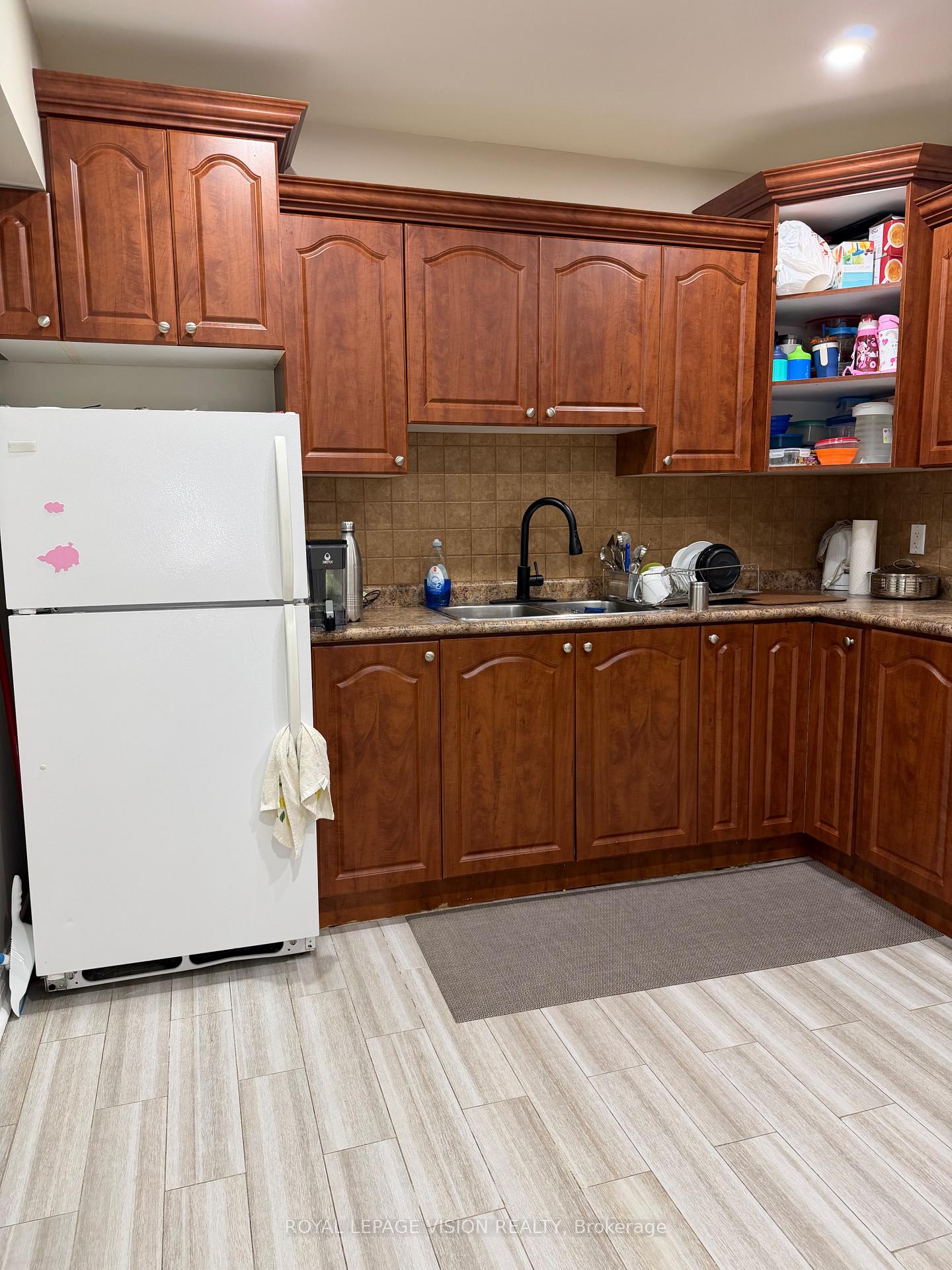Photo 5 of Unit Basement, 25 Par Avenue, Scarborough, Woburn — HOMEH