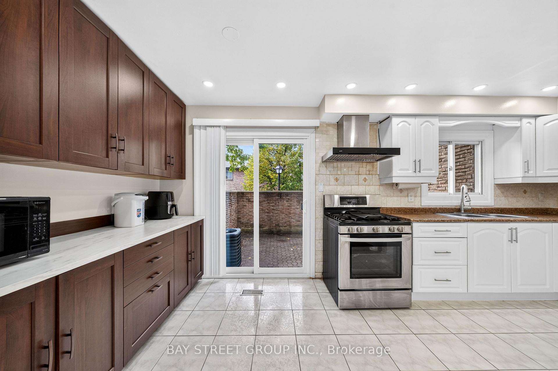 Photo 16 of Unit 49, 100 Burrows Hall Boulevard, Scarborough, Malvern — HOMEH