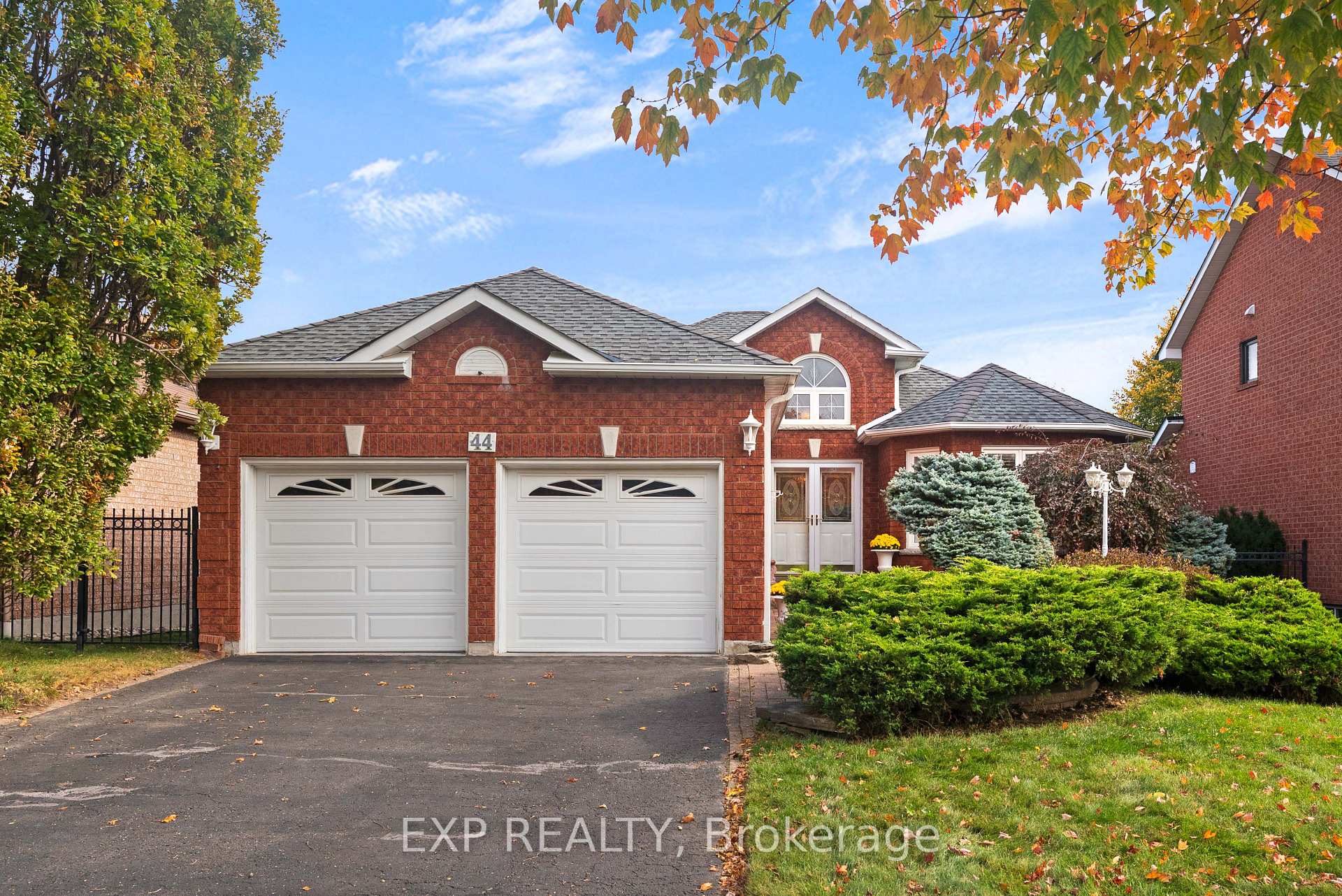Photo 2 of 44 Finnegan Place, Whitby, Pringle Creek — HOMEH