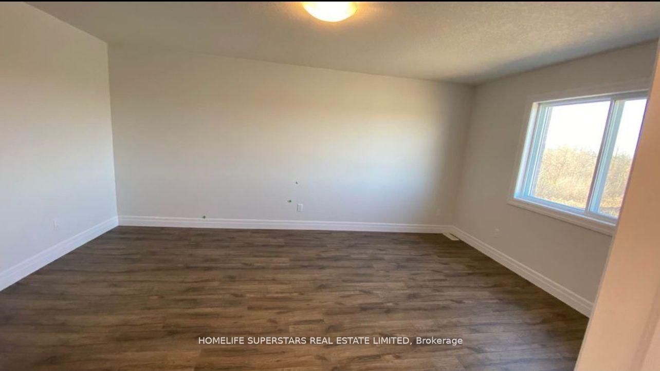 Photo 6 of Unit 7, 32 Faith Street, Cambridge, Branchton Park — HOMEH