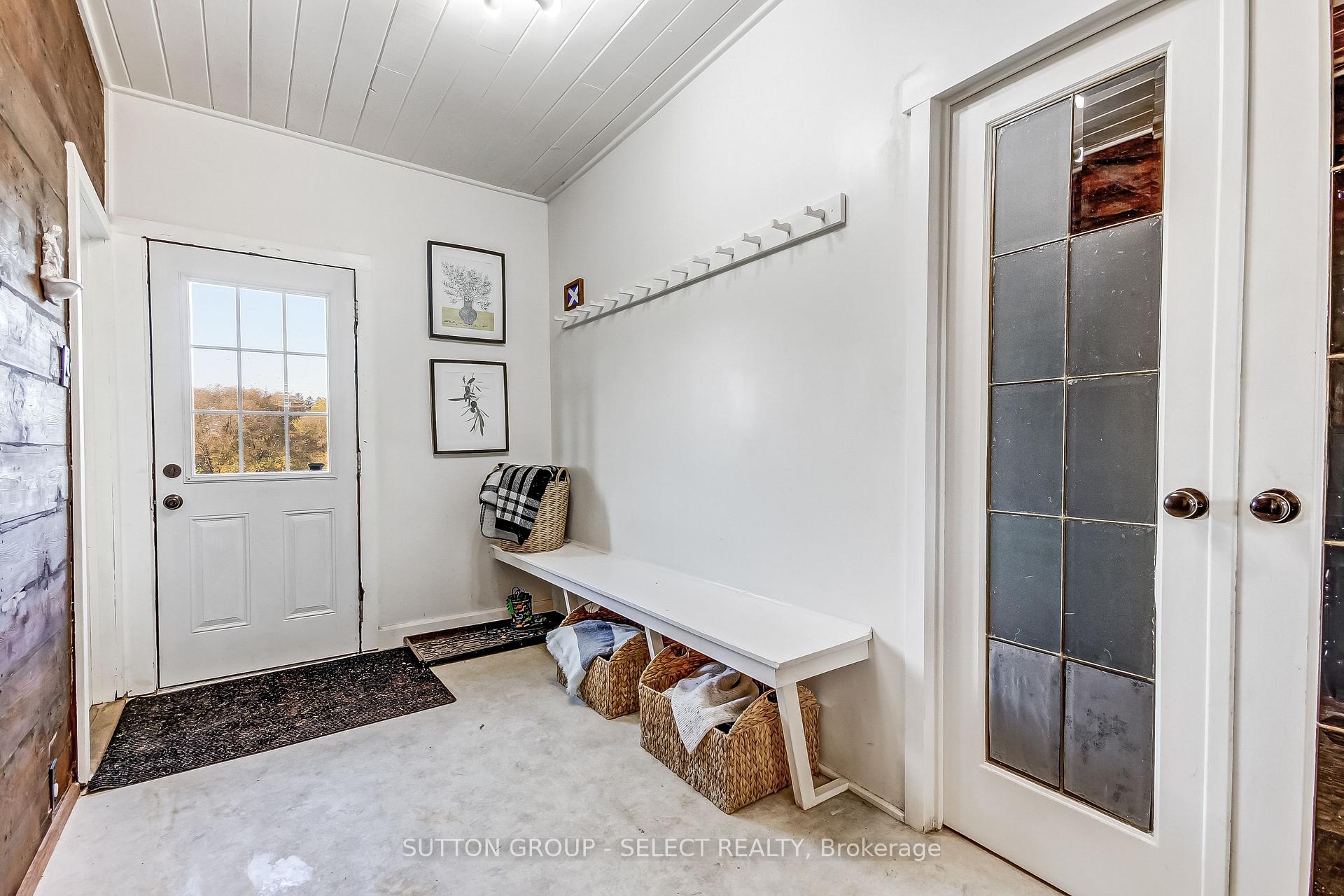 Photo 5 of 18038 Thorndale Road, Thames Centre, Rural Thames Centre — HOMEH