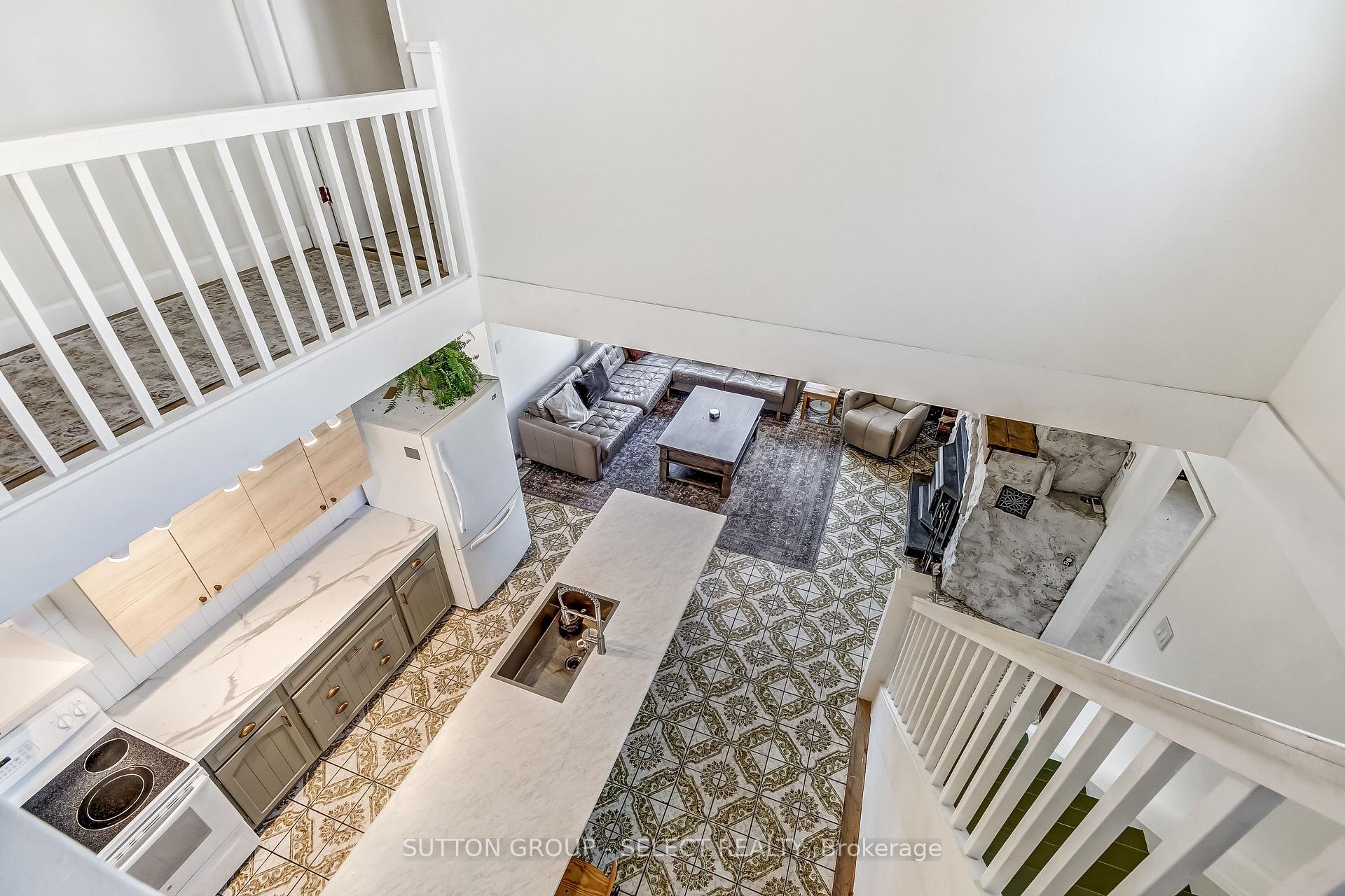 Photo 19 of 18038 Thorndale Road, Thames Centre, Rural Thames Centre — HOMEH