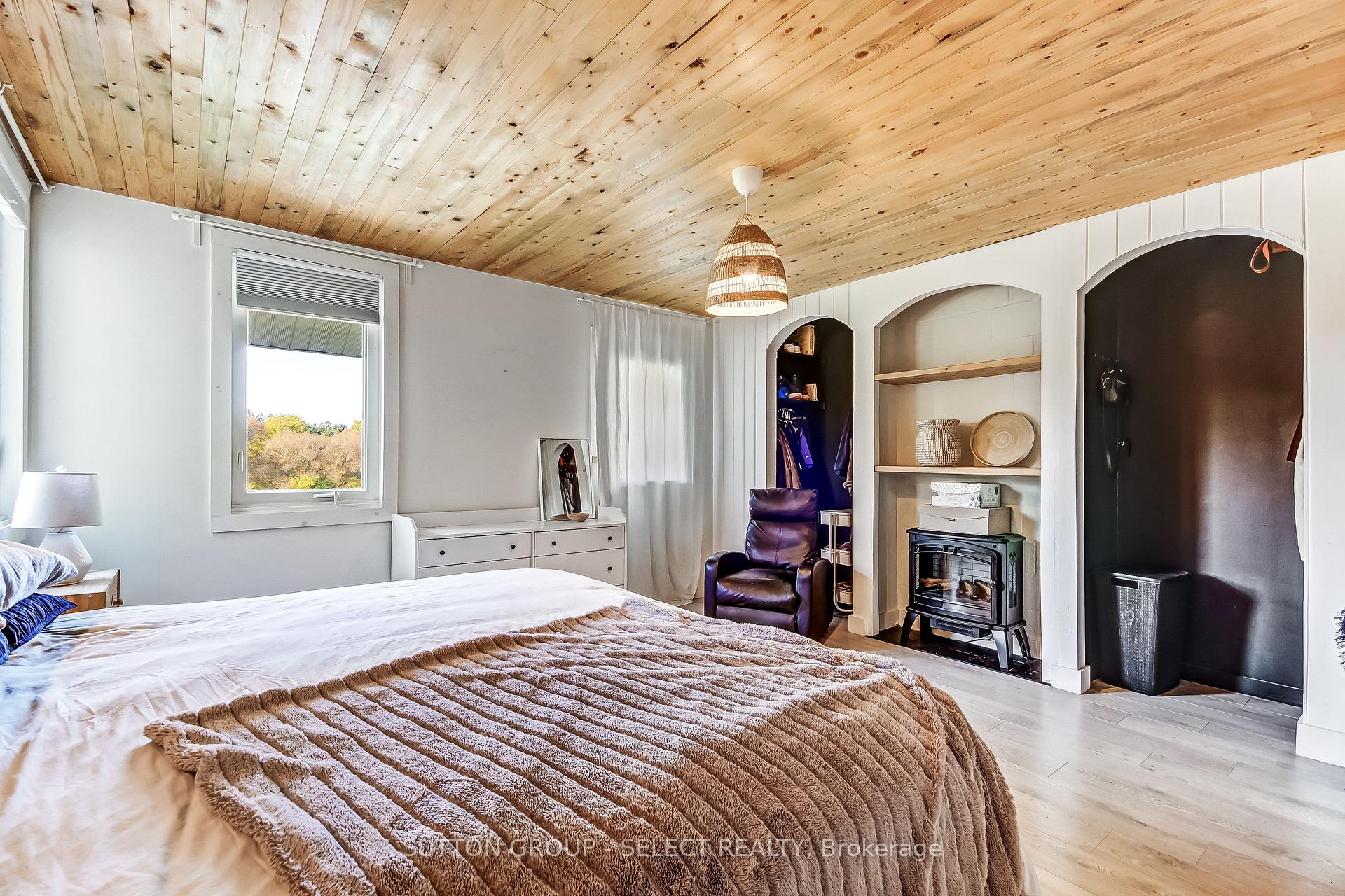 Photo 22 of 18038 Thorndale Road, Thames Centre, Rural Thames Centre — HOMEH