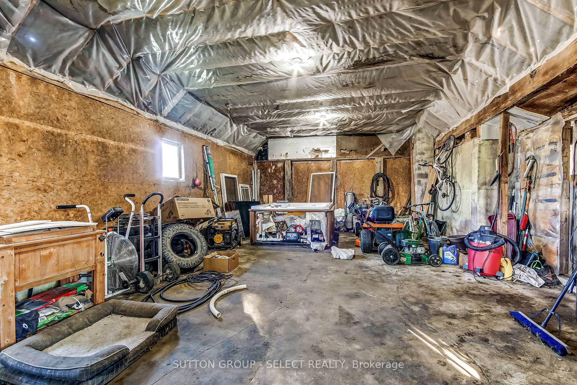 Photo 32 of 18038 Thorndale Road, Thames Centre, Rural Thames Centre — HOMEH