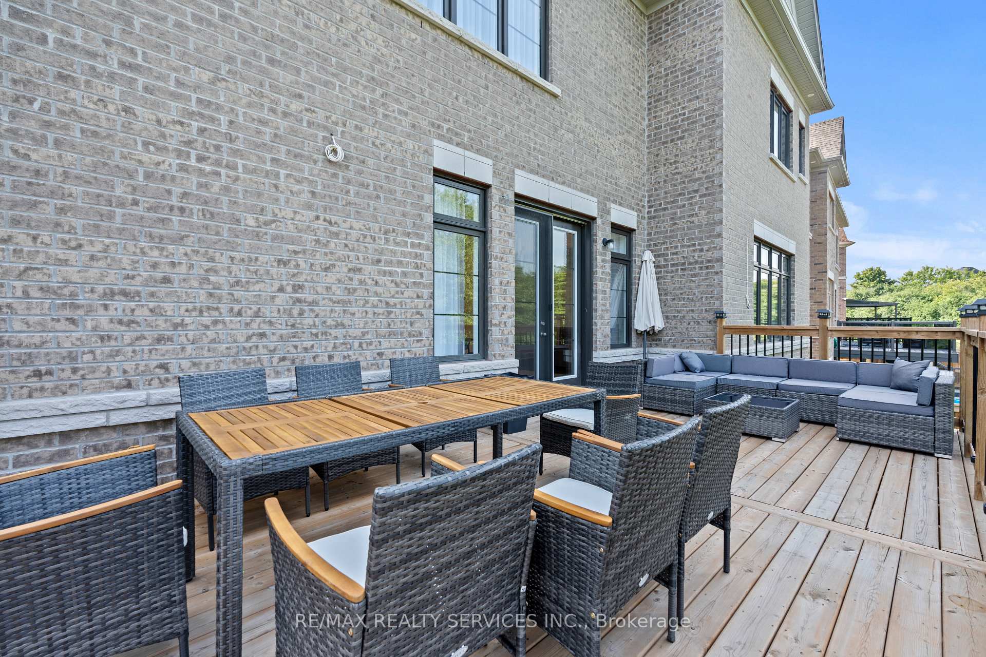 Photo 8 of 100 Dairymaid Road, Brampton, Northwest Brampton — HOMEH