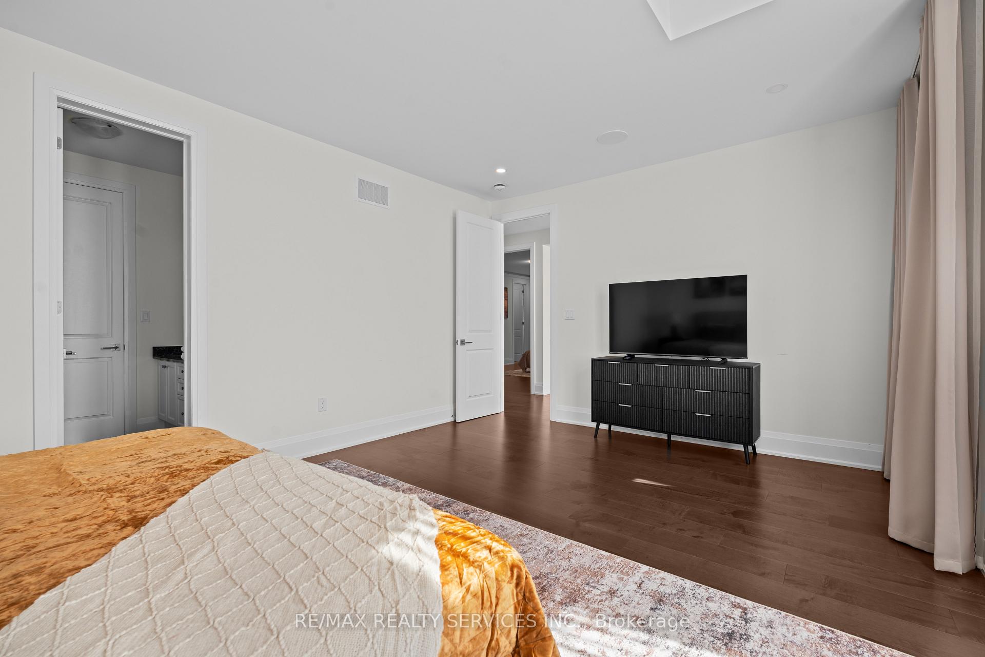 Photo 31 of 100 Dairymaid Road, Brampton, Northwest Brampton — HOMEH