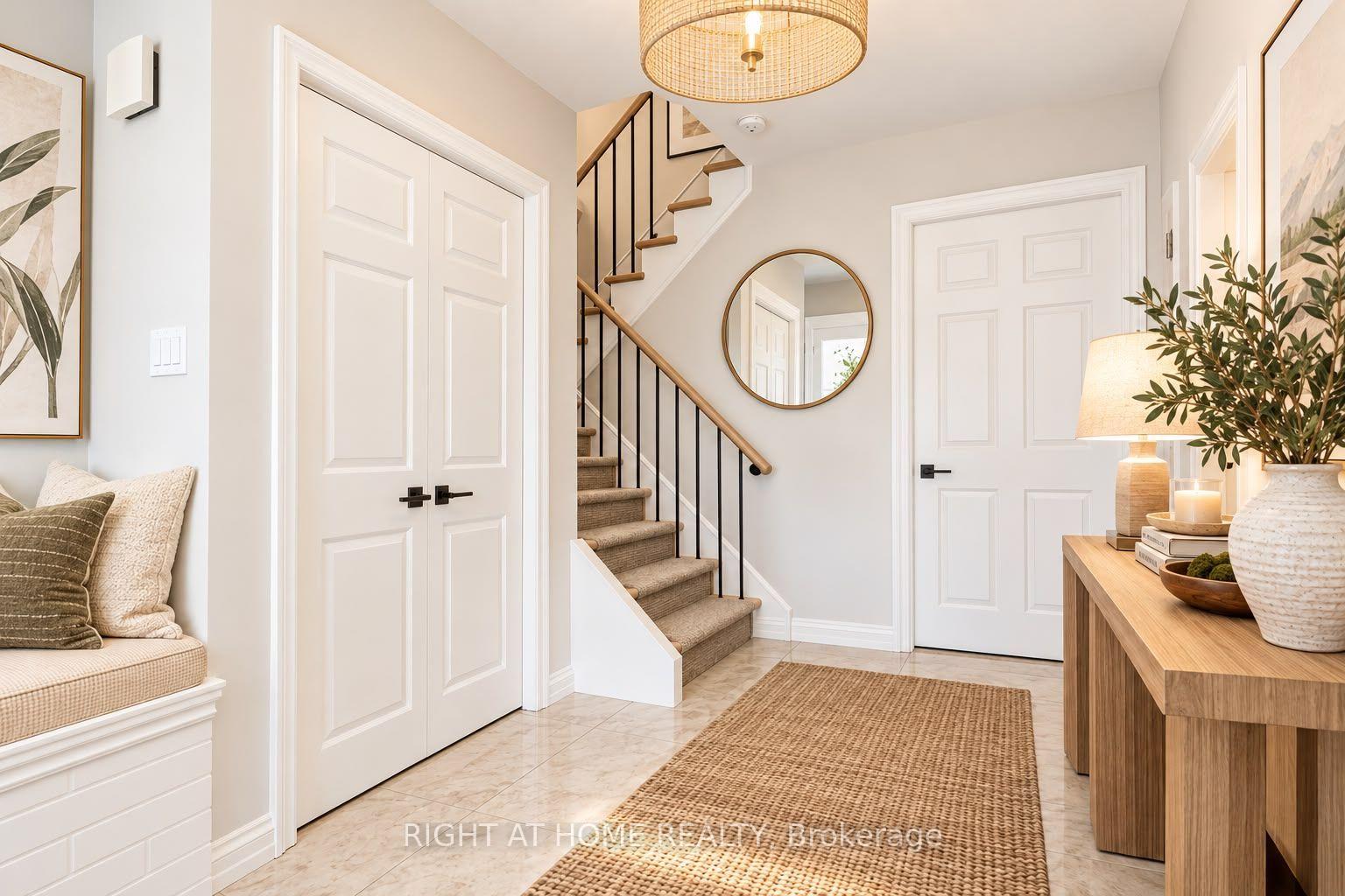 Photo 8 of 172 Anne Street N, Barrie, Letitia Heights — HOMEH