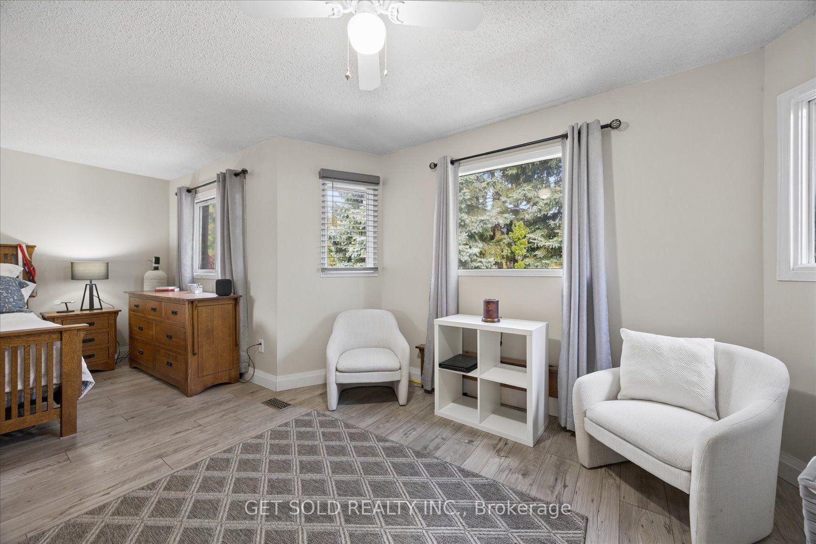 Photo 23 of 77 Linton Avenue, Ajax, Central West — HOMEH
