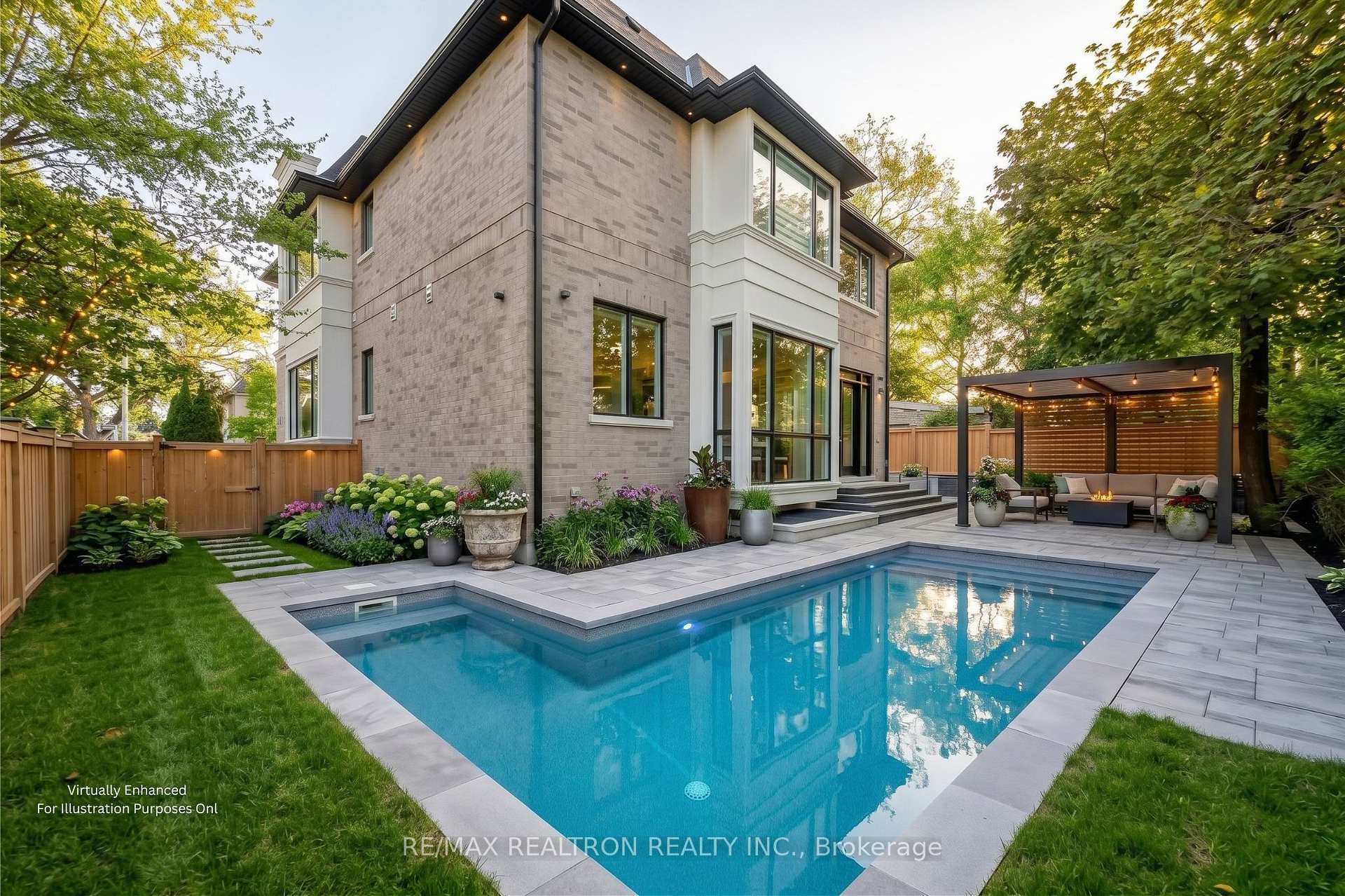 Photo 2 of 16 Ballyronan Road, North York, Banbury-Don Mills — HOMEH