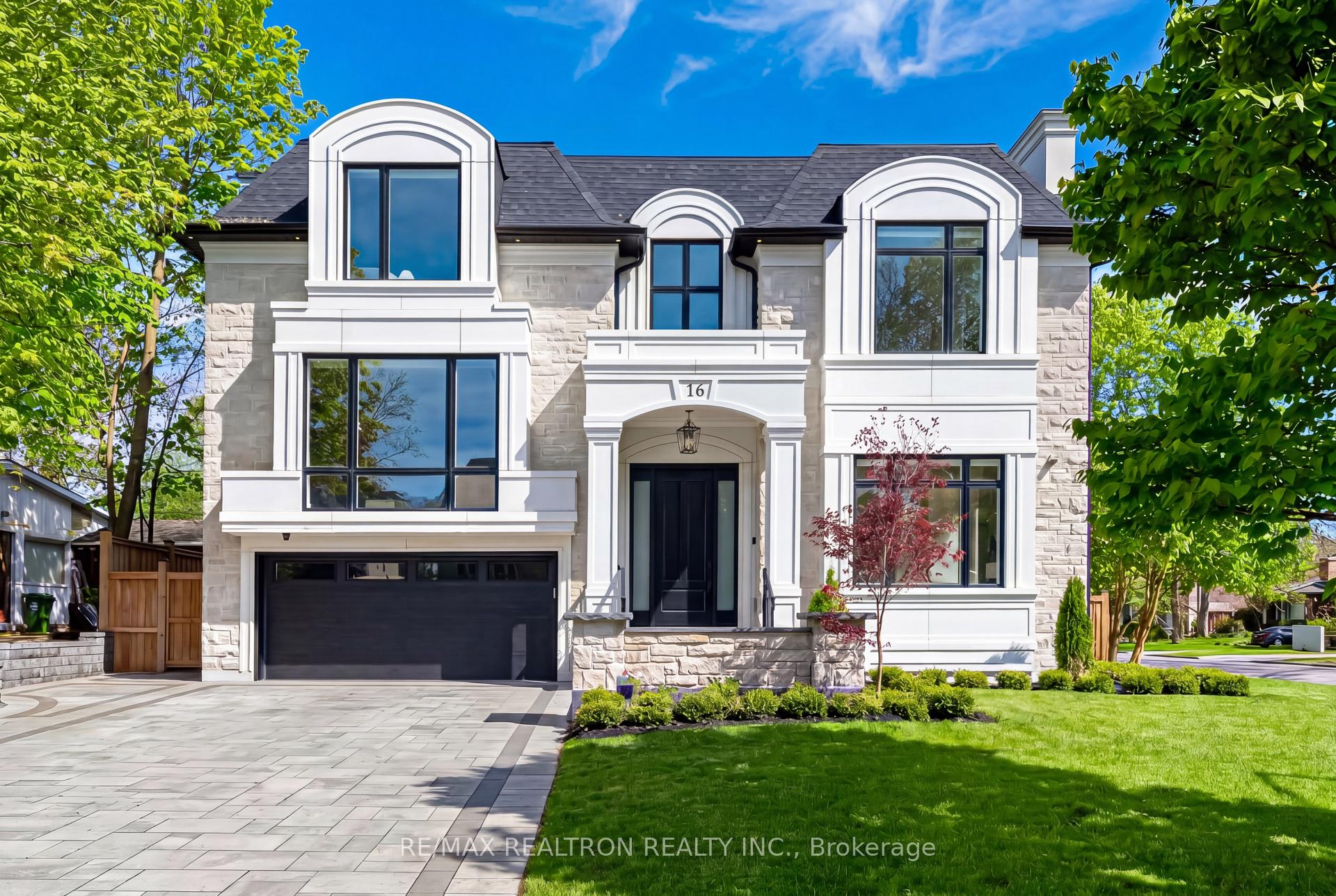 Photo 23 of 16 Ballyronan Road, North York, Banbury-Don Mills — HOMEH