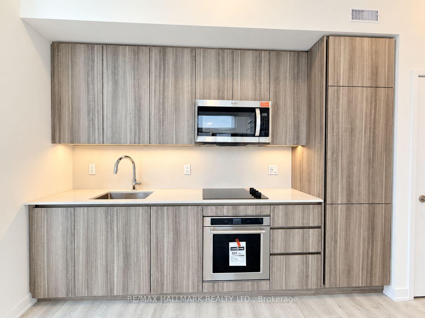 Photo 10 of Unit 2005, 15 Richardson Street, Toronto, Waterfront Communities — HOMEH