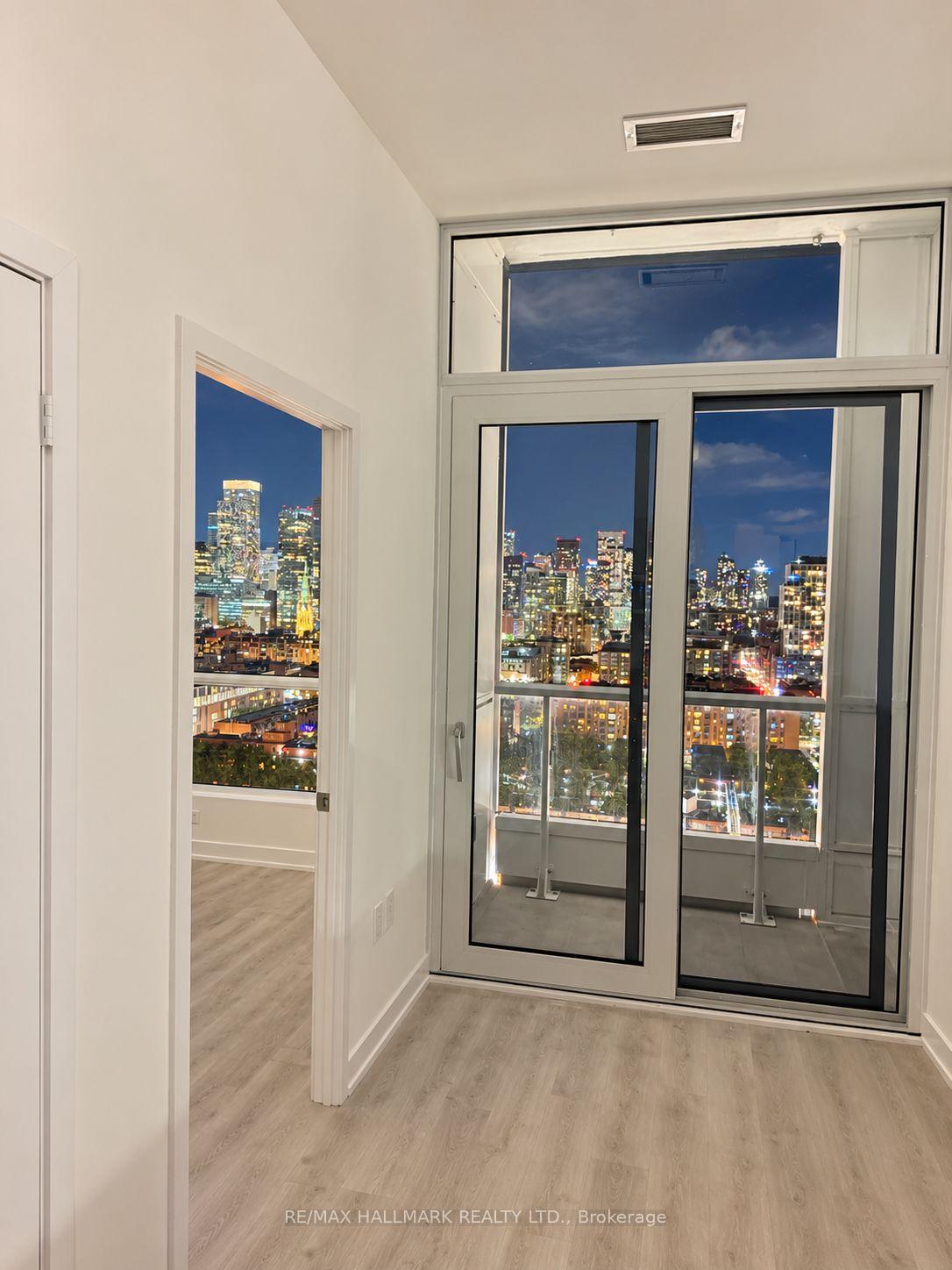 Photo 16 of Unit 2005, 15 Richardson Street, Toronto, Waterfront Communities — HOMEH