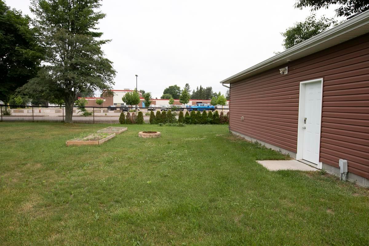 Photo 11 of 14 Robin Street, Sault Ste Marie, Ward 1 — HOMEH