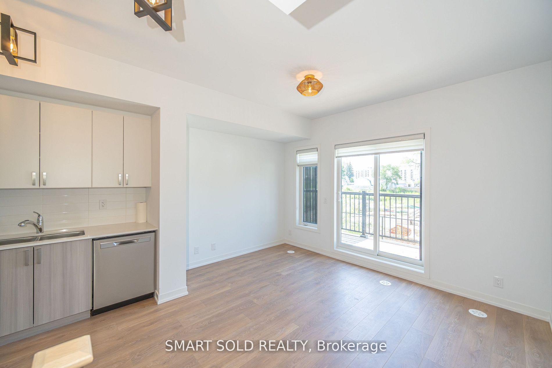 Photo 14 of 29 Spruce Pines Crescent, North York, Victoria Village — HOMEH