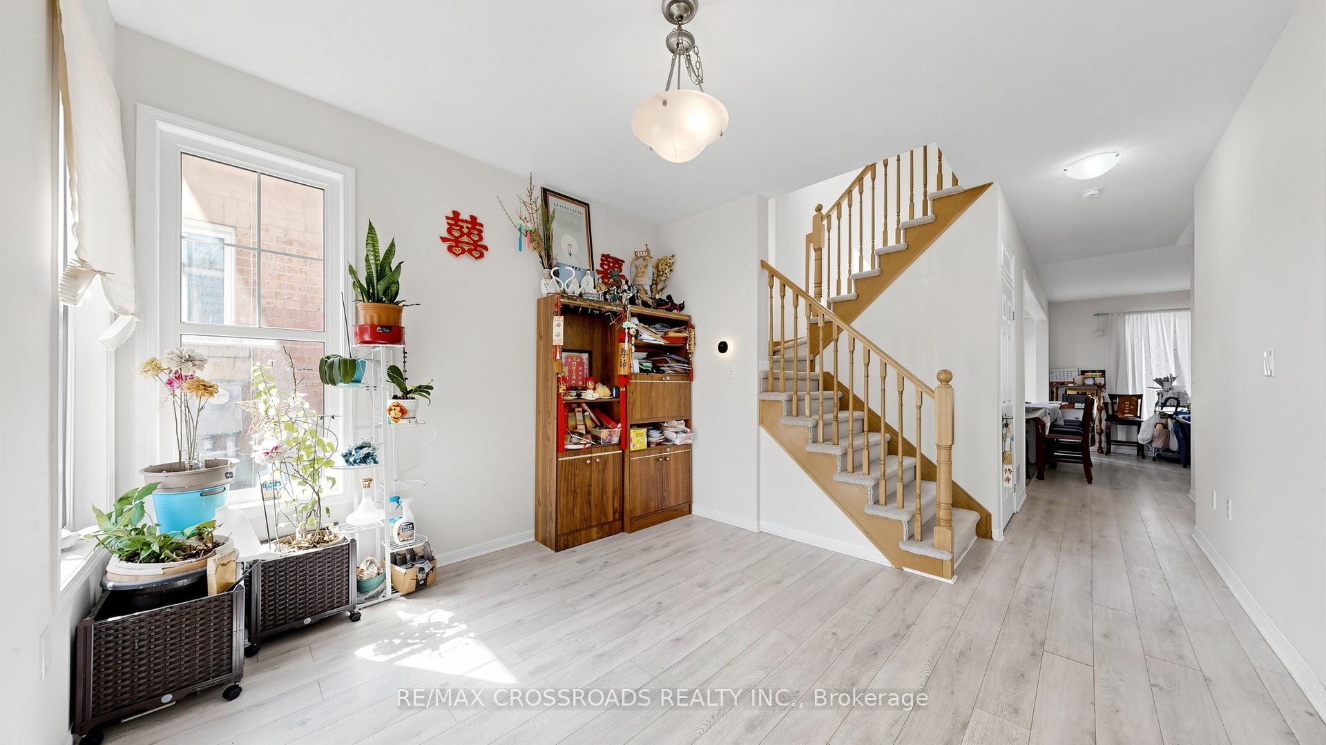Photo 3 of 1754 Hayden Lane, Pickering, Duffin Heights — HOMEH