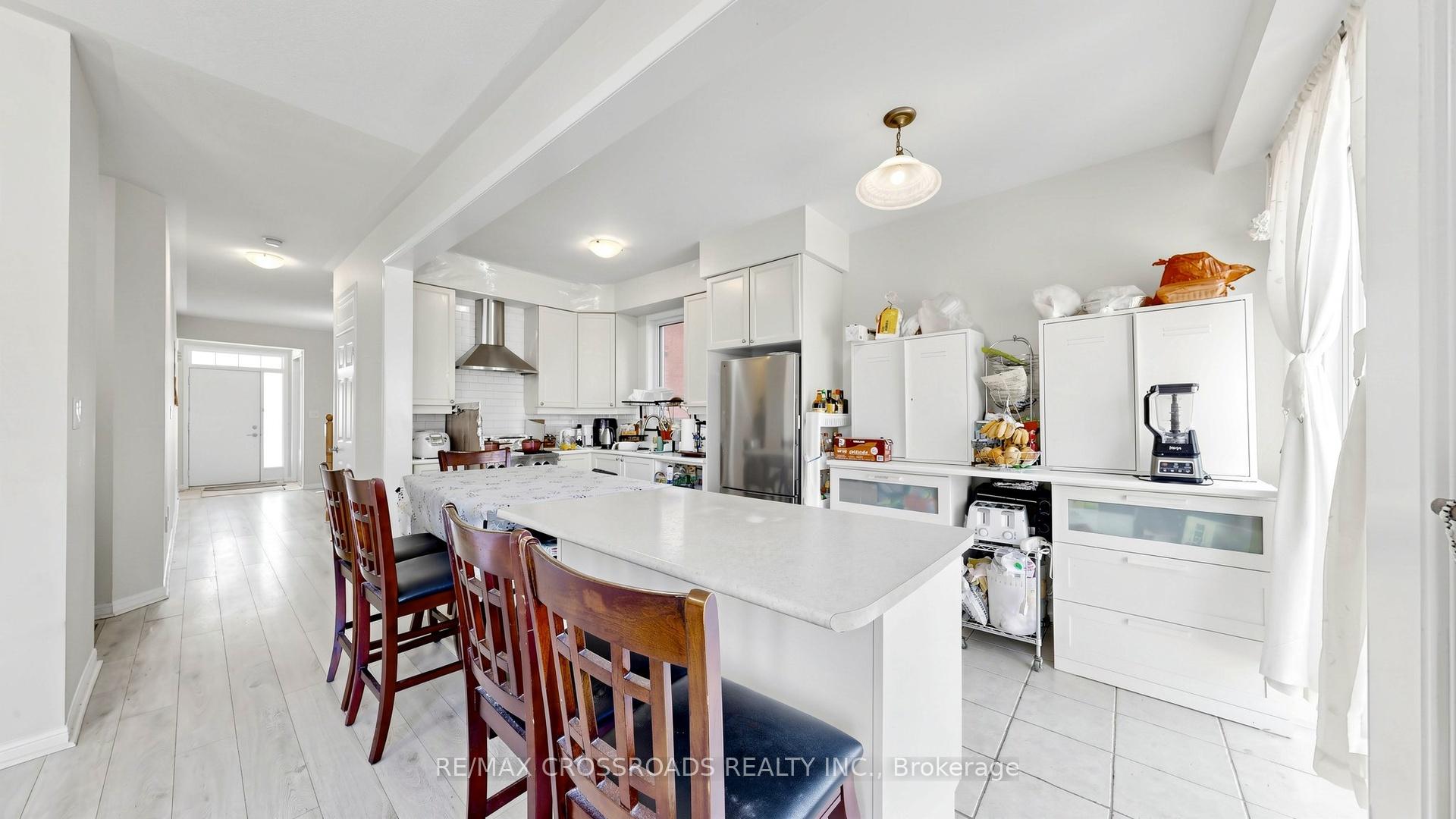 Photo 7 of 1754 Hayden Lane, Pickering, Duffin Heights — HOMEH