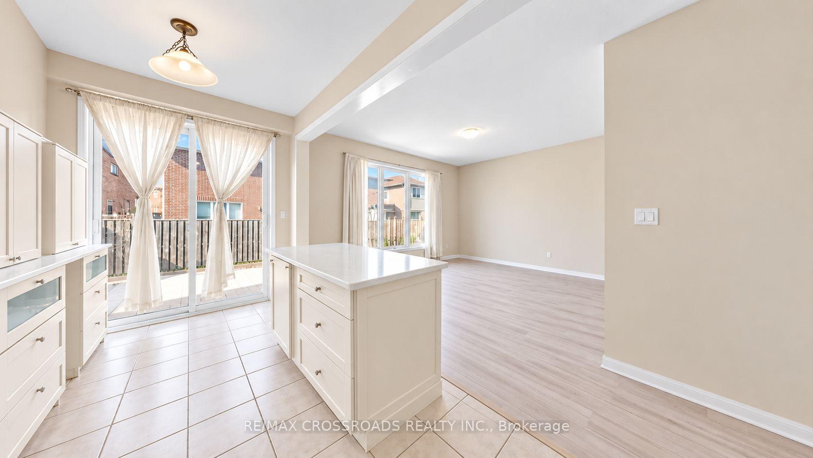 Photo 12 of 1754 Hayden Lane, Pickering, Duffin Heights — HOMEH