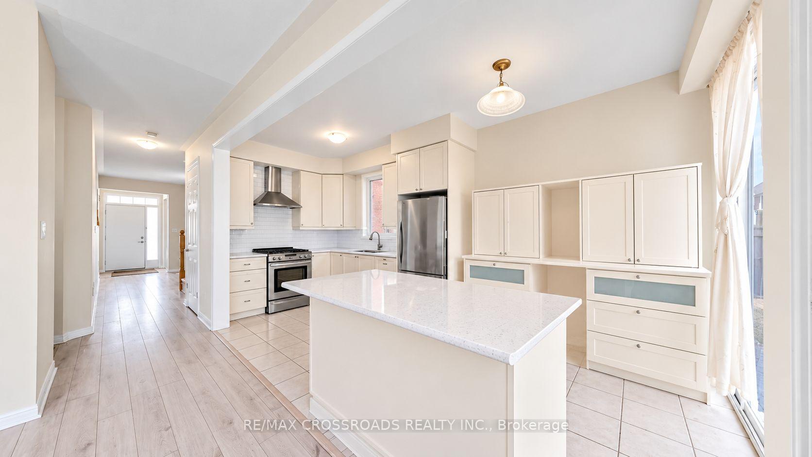 Photo 14 of 1754 Hayden Lane, Pickering, Duffin Heights — HOMEH