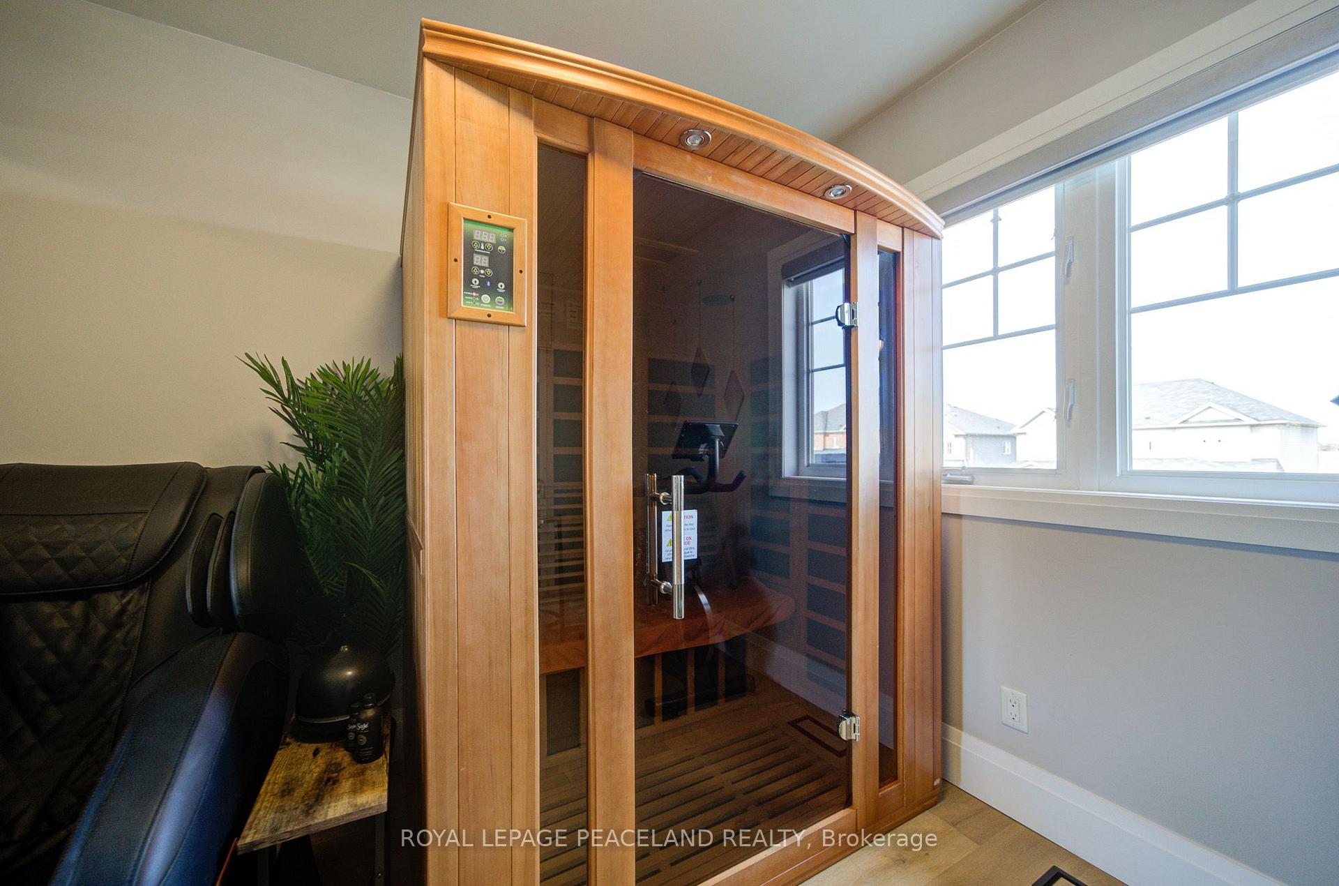 Photo 28 of 21 Don Hadden Crescent, Brock, Sunderland — HOMEH