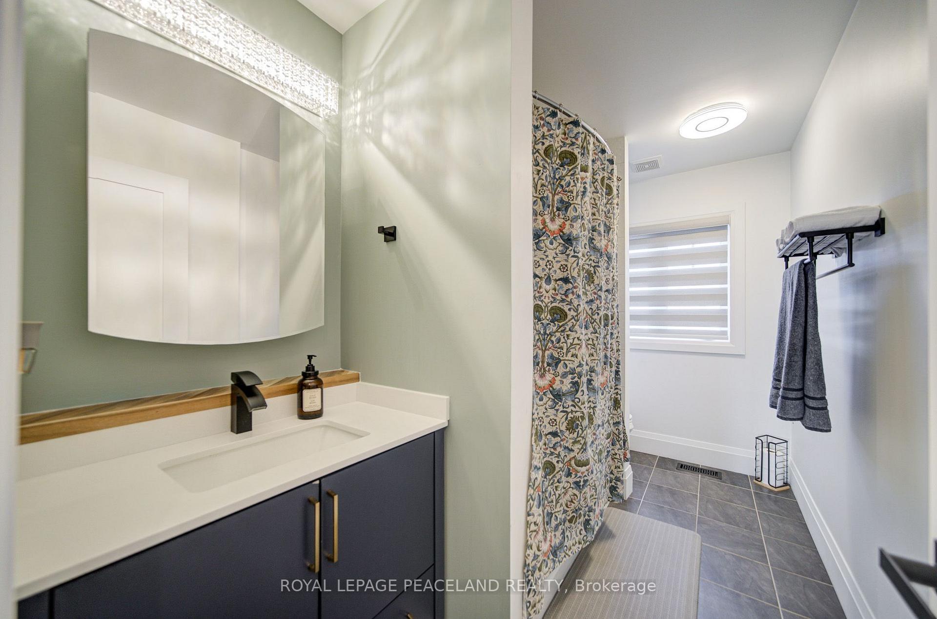 Photo 29 of 21 Don Hadden Crescent, Brock, Sunderland — HOMEH