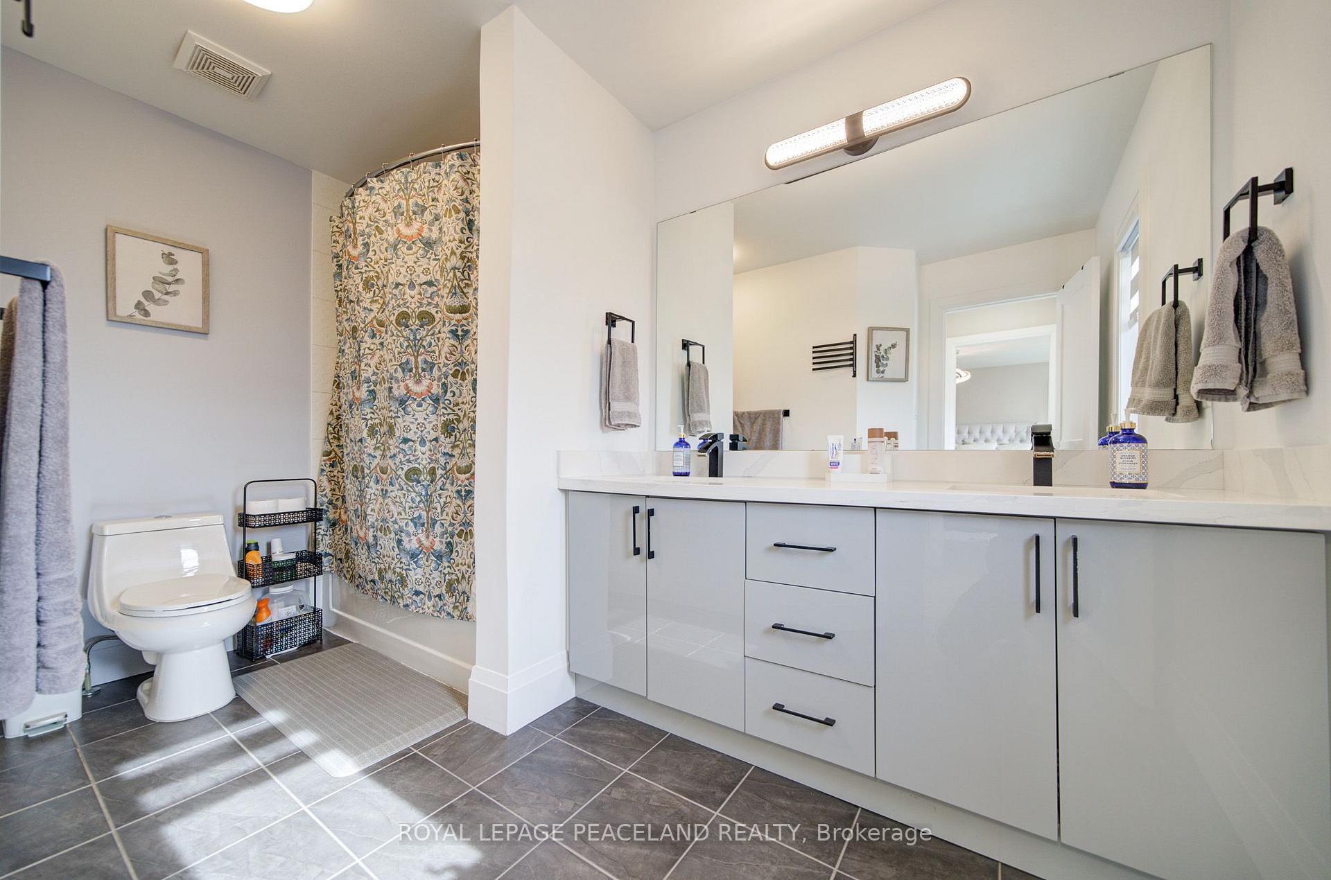 Photo 38 of 21 Don Hadden Crescent, Brock, Sunderland — HOMEH