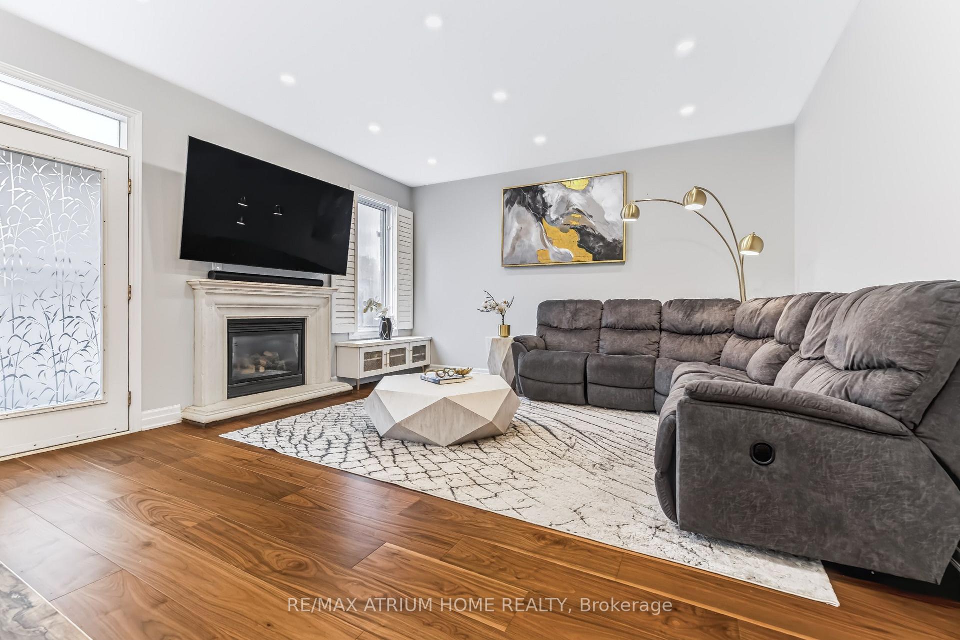 Photo 6 of 56 Capera Drive, Vaughan, Vellore Village — HOMEH