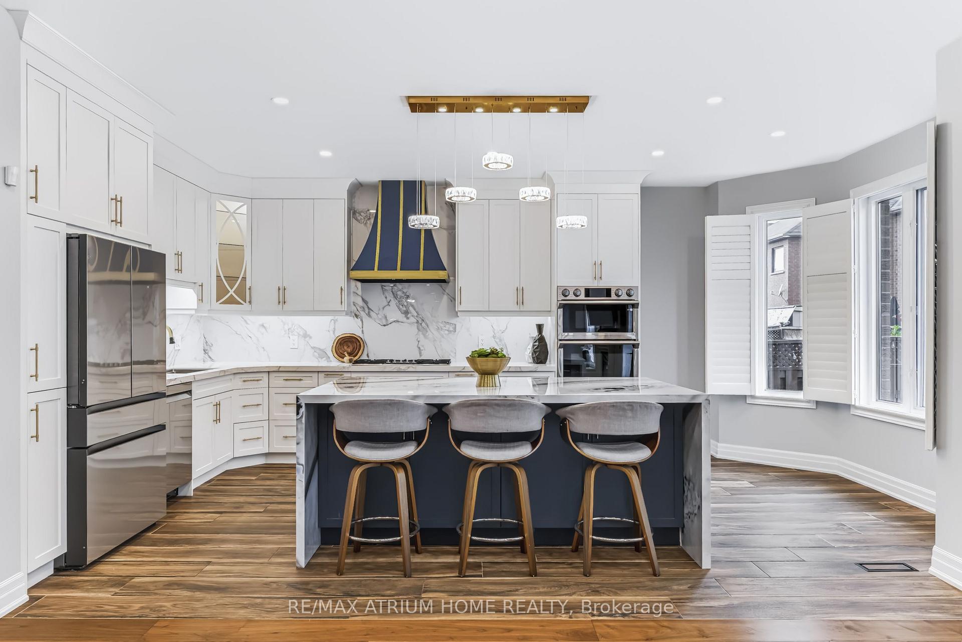 Photo 4 of 56 Capera Drive, Vaughan, Vellore Village — HOMEH