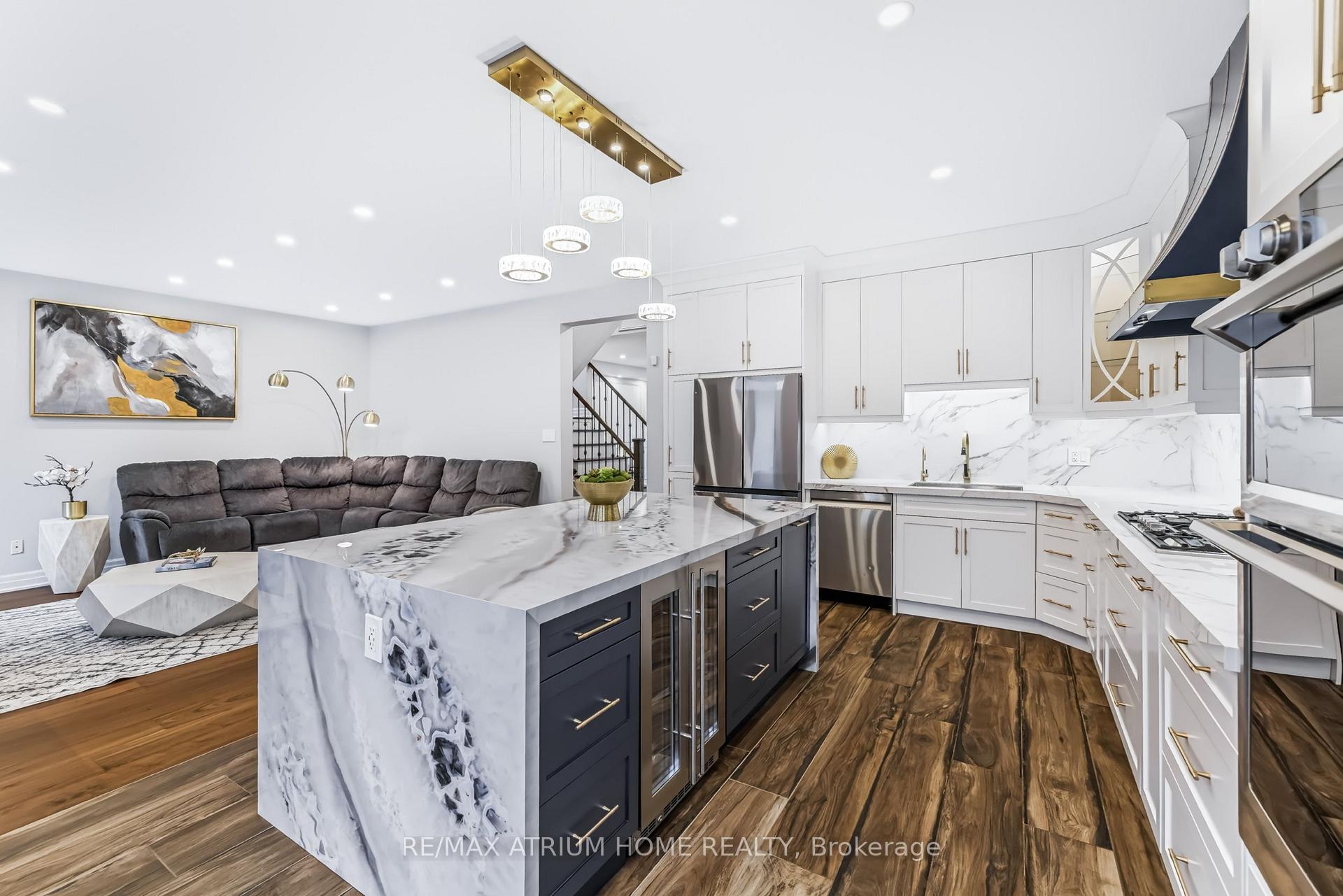 Photo 22 of 56 Capera Drive, Vaughan, Vellore Village — HOMEH