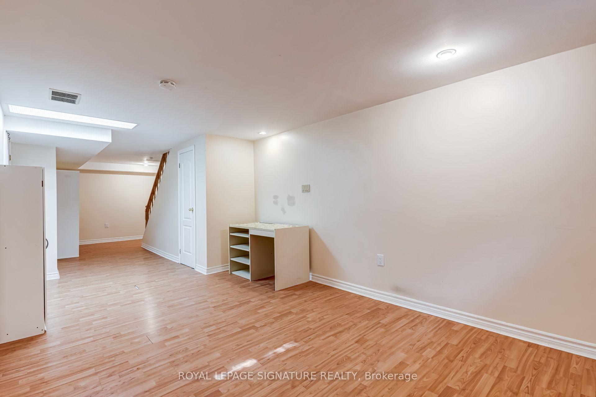 Photo 33 of Unit 14, 2340 Bromsgrove Road, Mississauga, Clarkson — HOMEH