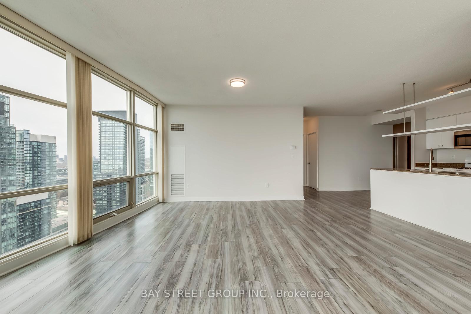 Photo 17 of Unit 3912, 35 Mariner Terrace, Toronto, Waterfront Communities — HOMEH