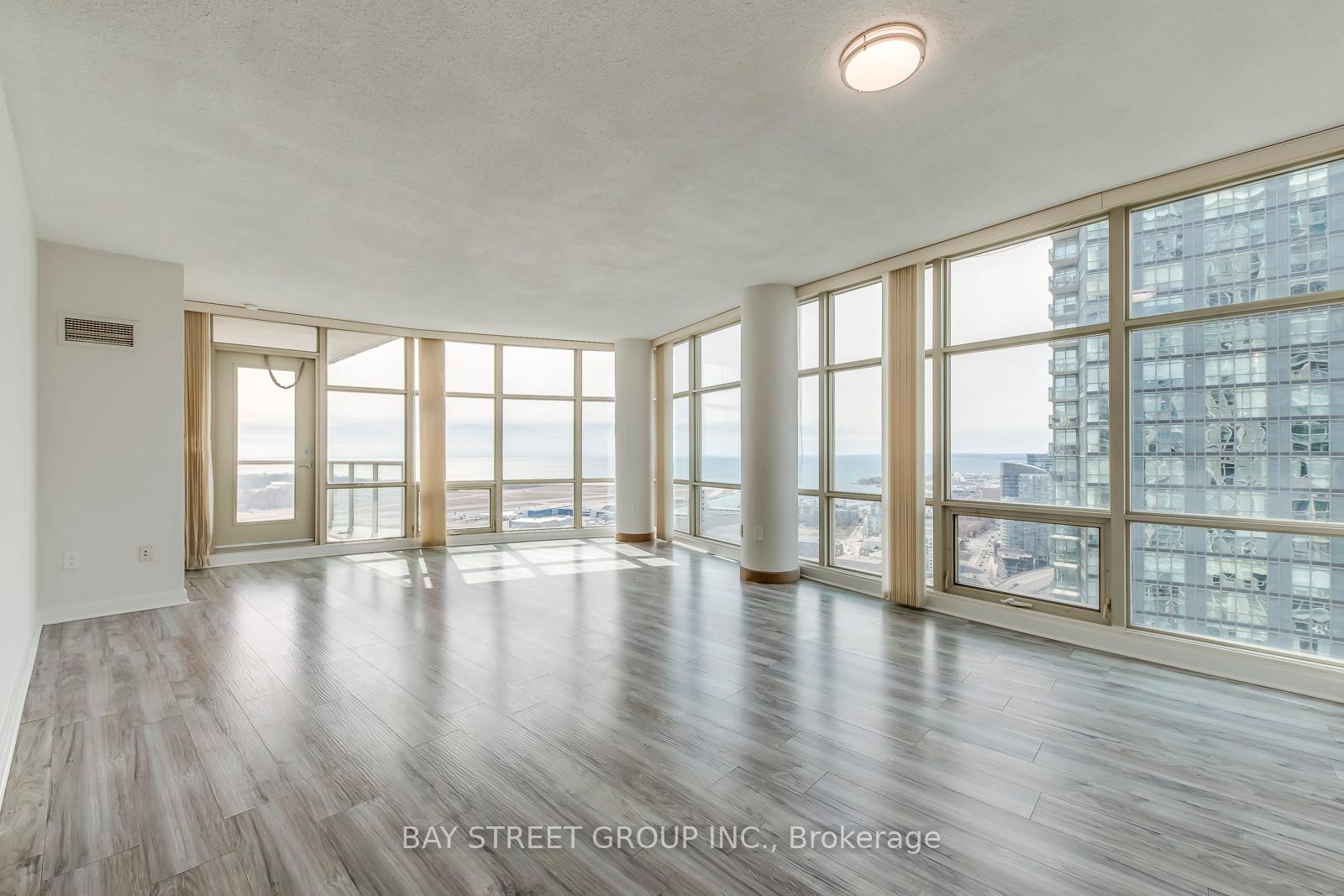 Photo 20 of Unit 3912, 35 Mariner Terrace, Toronto, Waterfront Communities — HOMEH