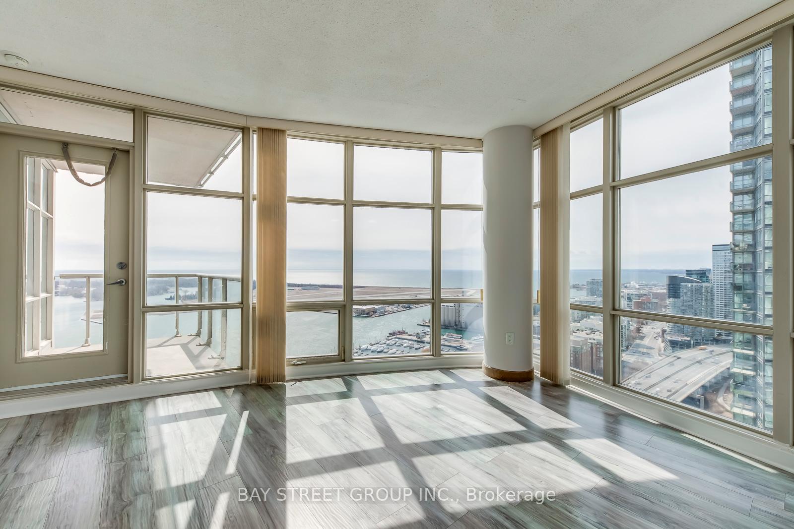 Photo 23 of Unit 3912, 35 Mariner Terrace, Toronto, Waterfront Communities — HOMEH
