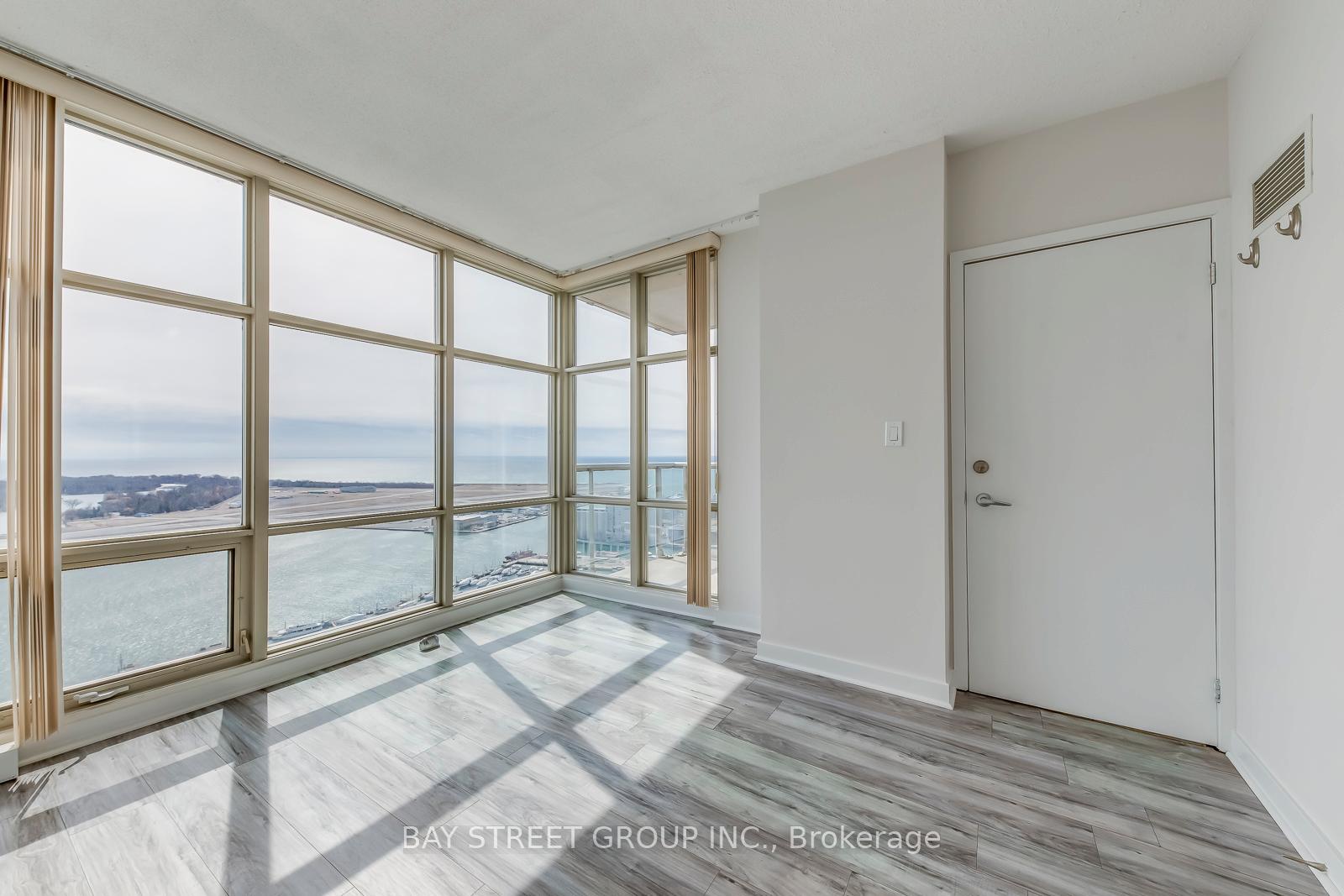 Photo 34 of Unit 3912, 35 Mariner Terrace, Toronto, Waterfront Communities — HOMEH