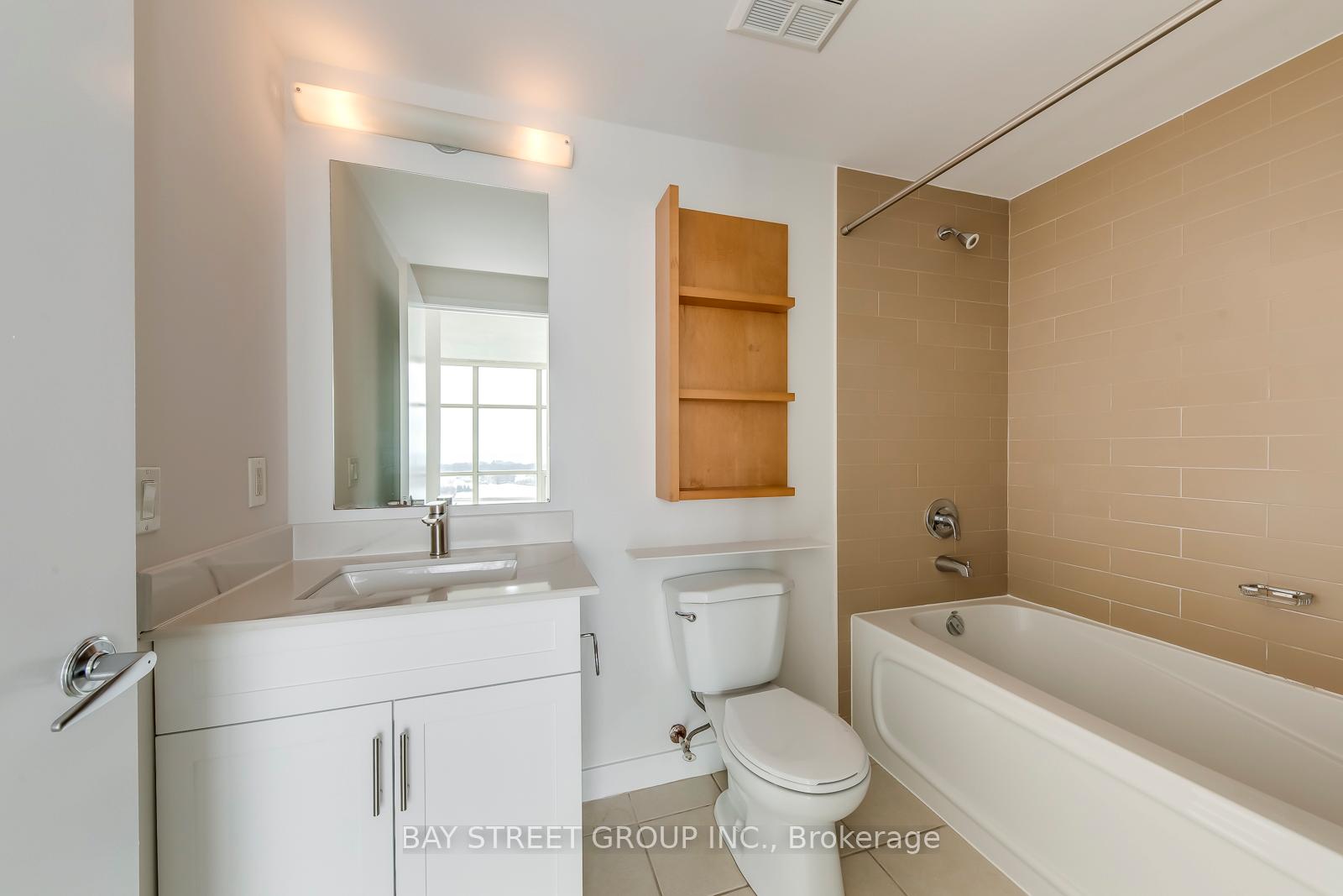 Photo 36 of Unit 3912, 35 Mariner Terrace, Toronto, Waterfront Communities — HOMEH