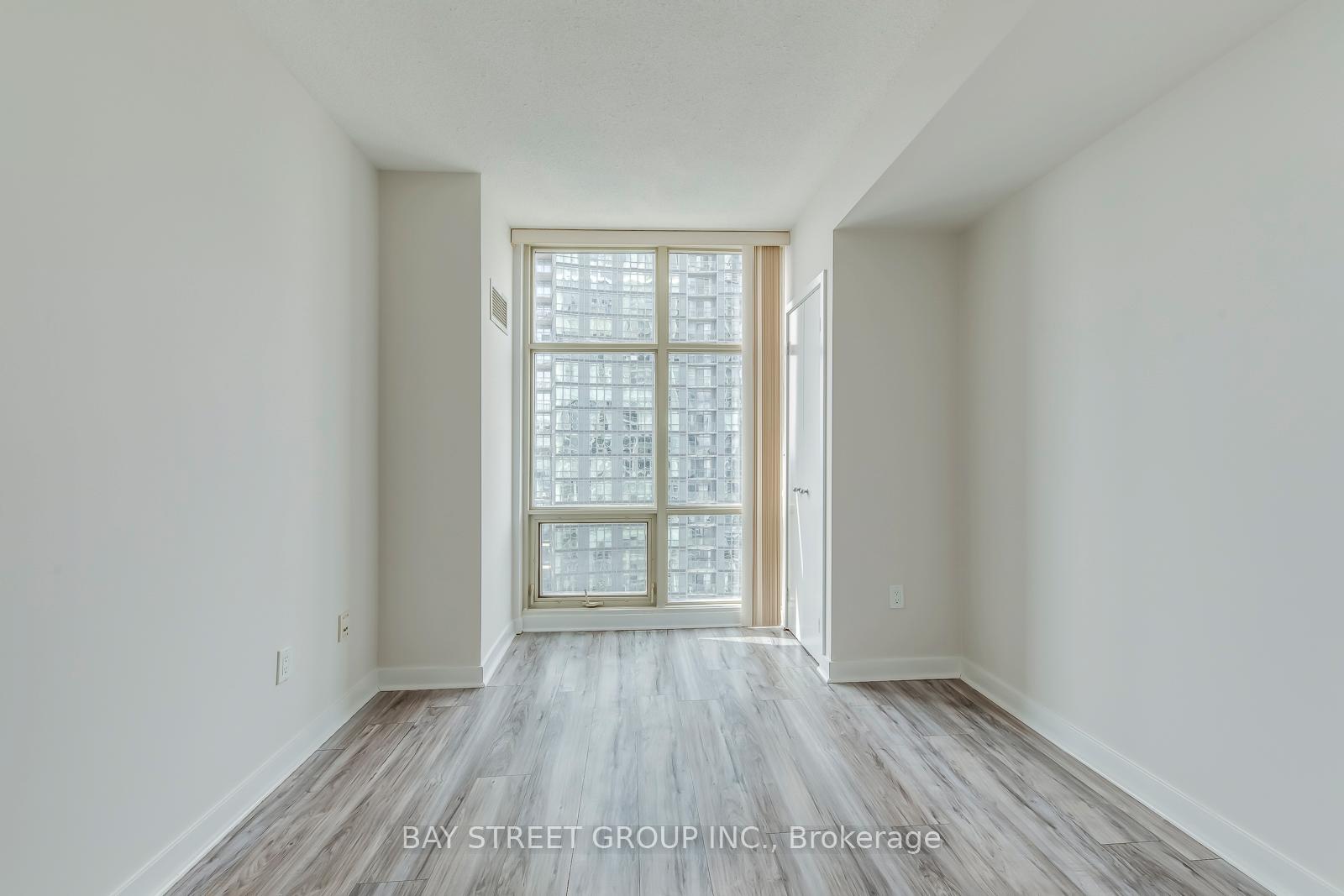 Photo 38 of Unit 3912, 35 Mariner Terrace, Toronto, Waterfront Communities — HOMEH