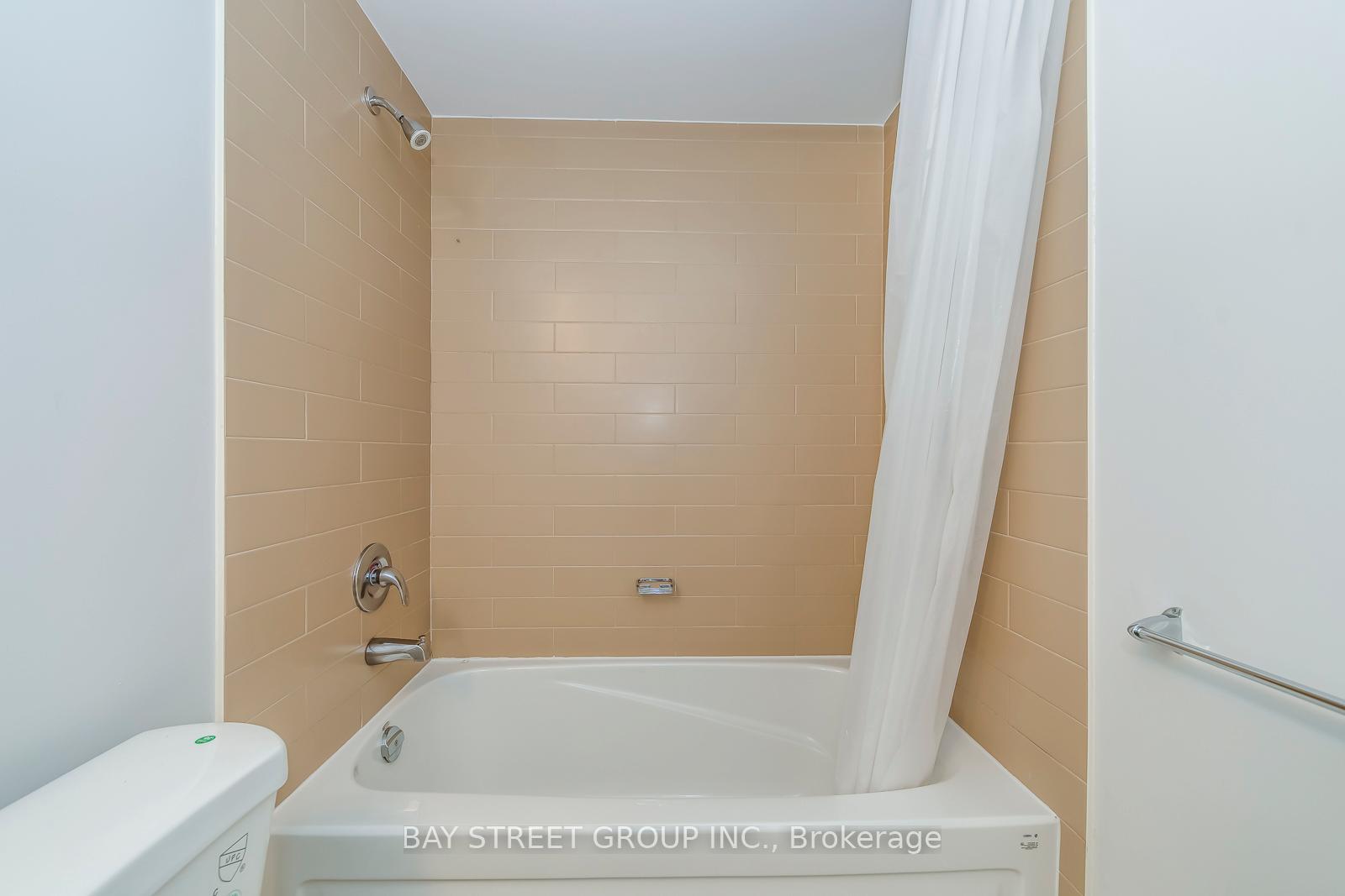 Photo 41 of Unit 3912, 35 Mariner Terrace, Toronto, Waterfront Communities — HOMEH
